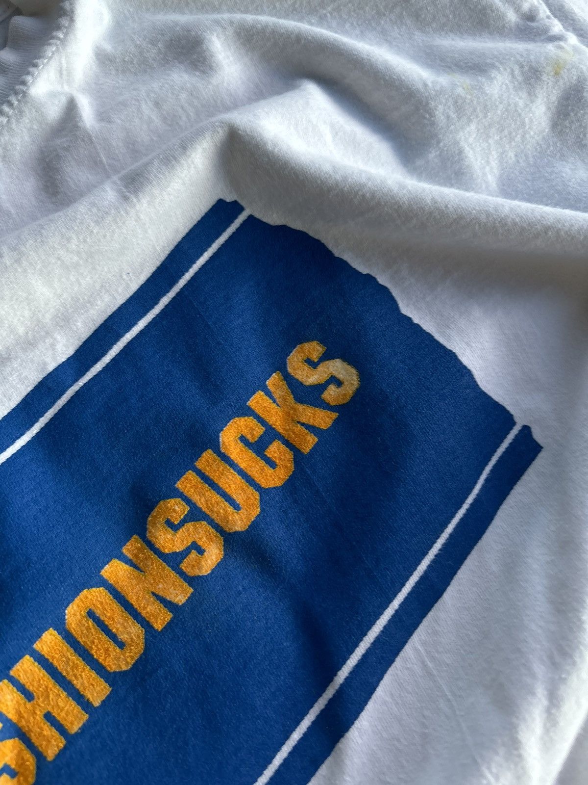 Vintage Crazy 90s Fashion Sucks Blockbuster Parody Boxy White Tee Size US L / EU 52-54 / 3 - 4 Thumbnail