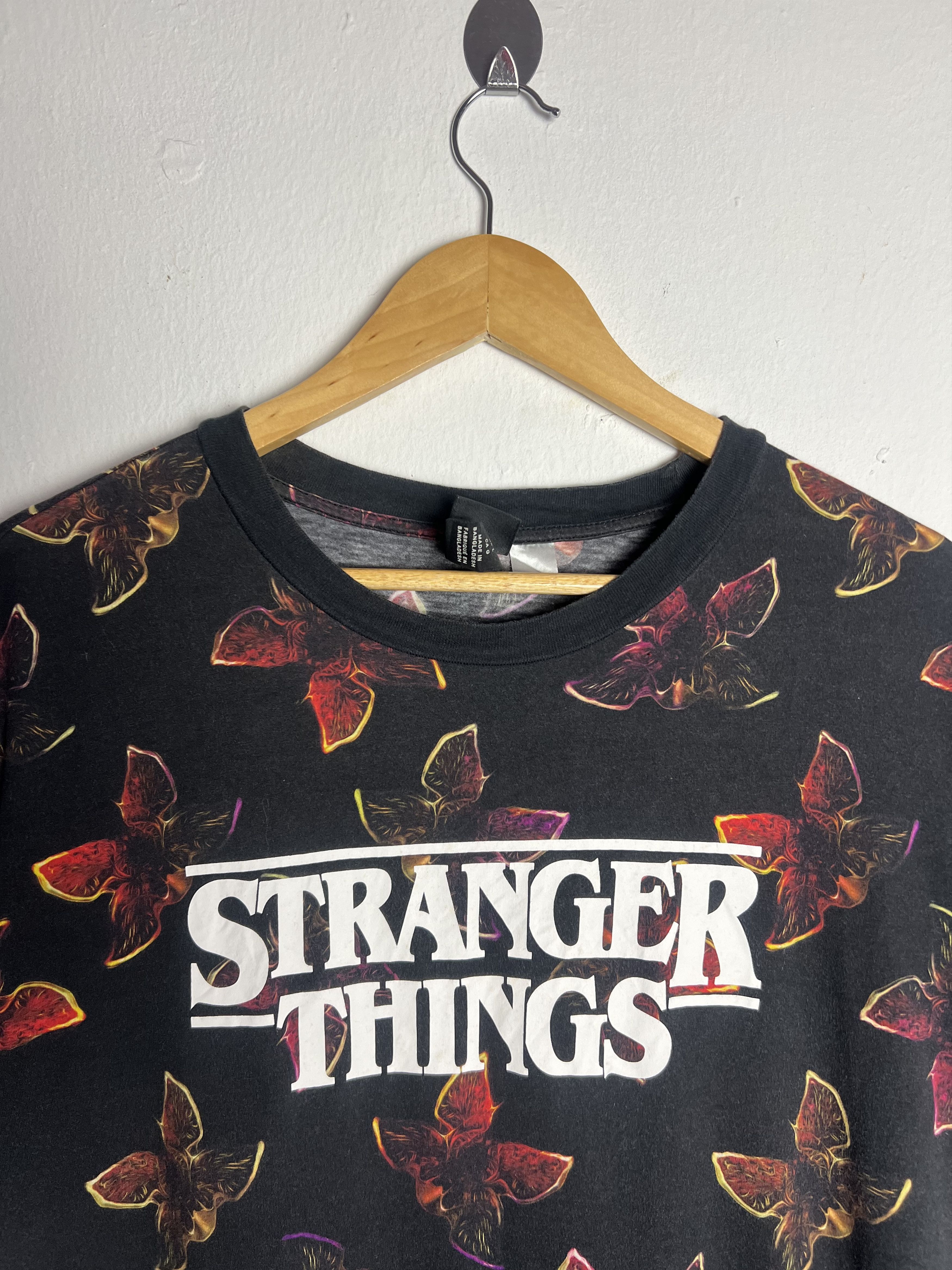 H&M H&M Stranger Things Tee Size US L / EU 52-54 / 3 - 5 Thumbnail
