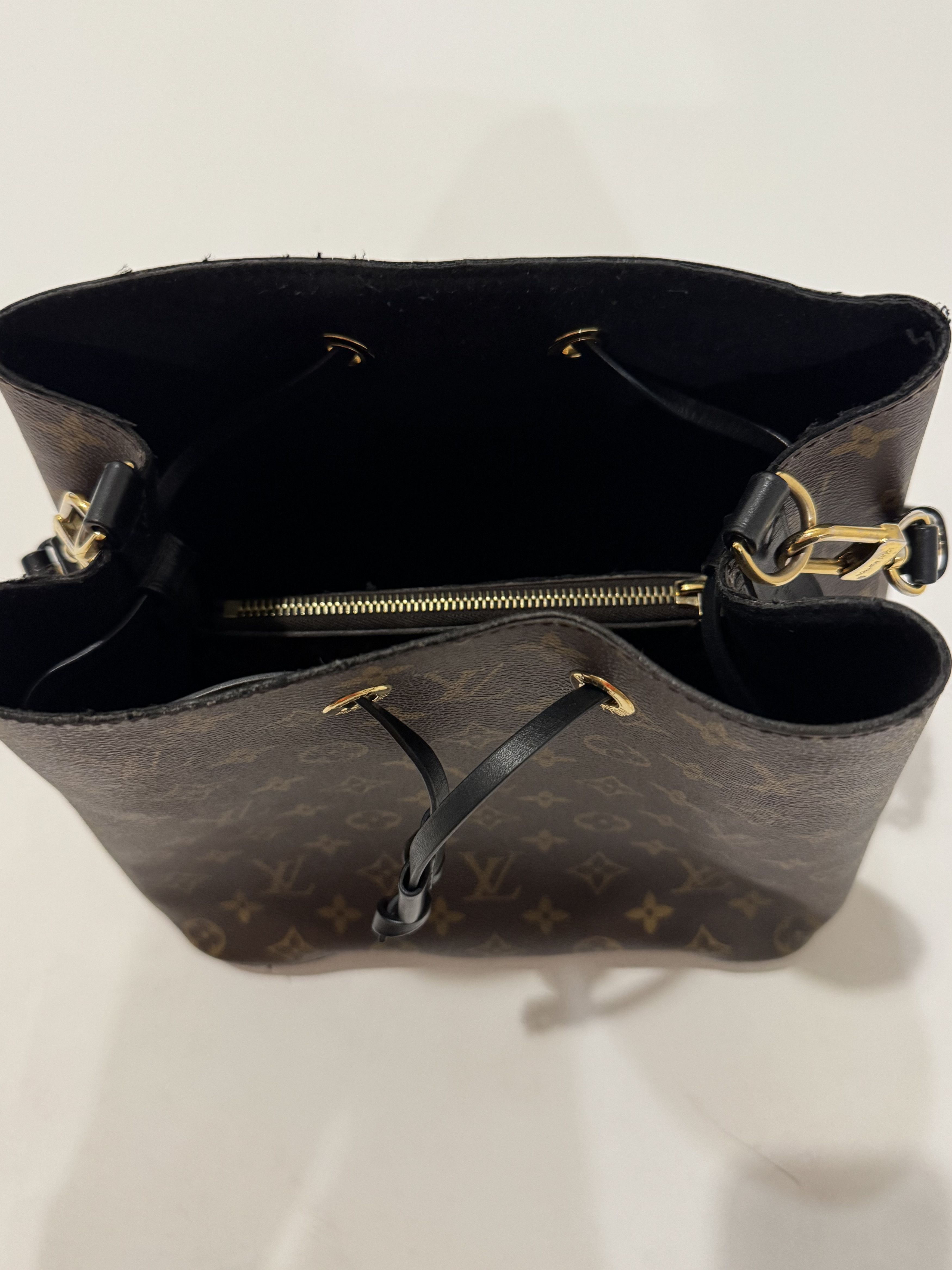 Louis Vuitton NéoNoé MM Size ONE SIZE - 12 Thumbnail