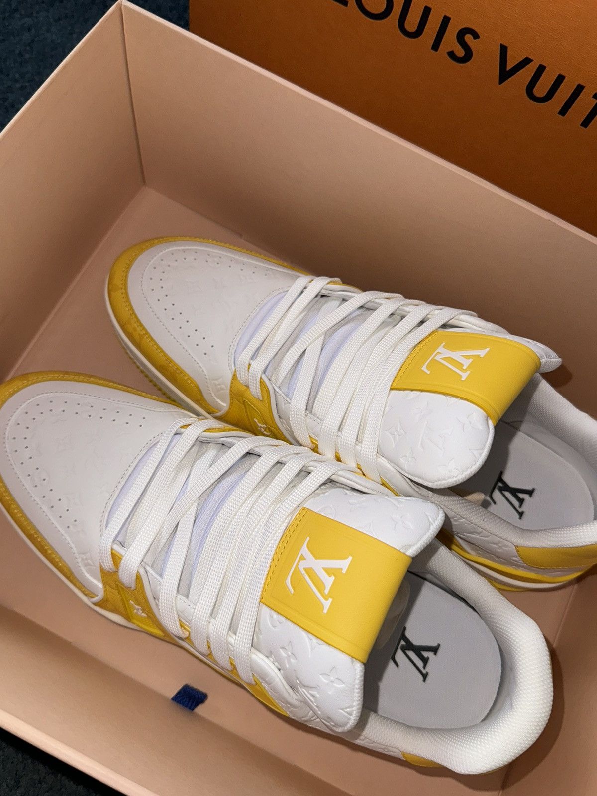 Louis Vuitton Louis Vuitton Trainer White Yellow Monogram Size US 10 / EU 43 - 9 Thumbnail