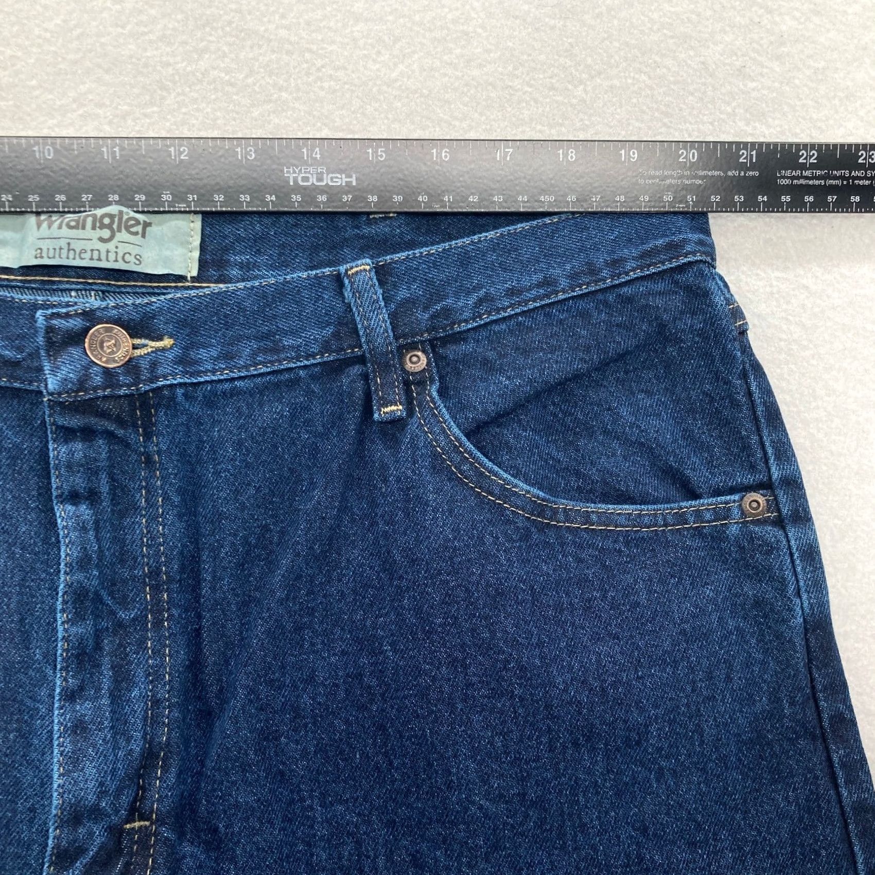 Wrangler Wrangler Authentics Jeans Men 40x30 Relaxed Fit Straight Dark Blue Denim Size US 40 / EU 56 - 6 Thumbnail