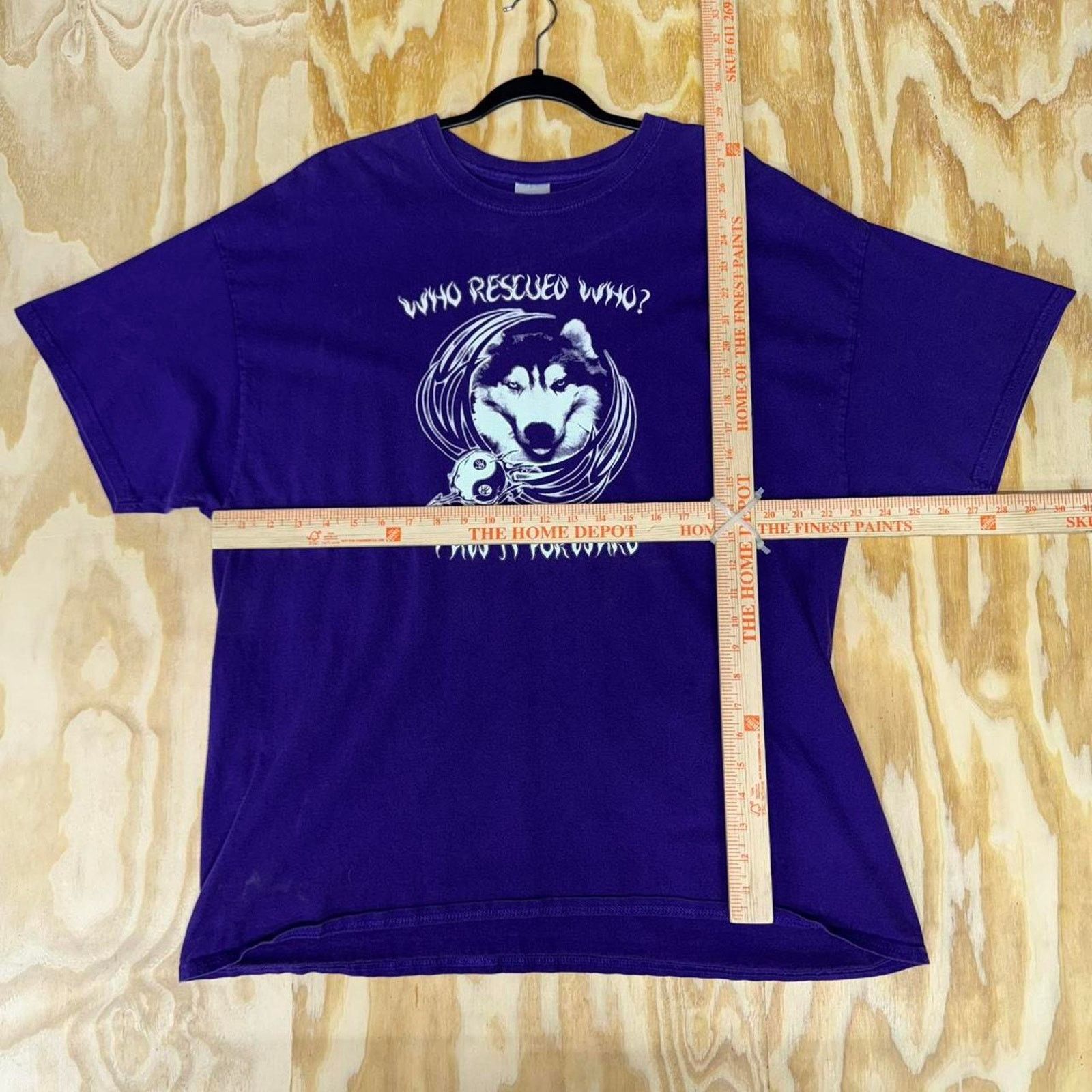 Gildan XXL - Vintage y2k who rescued who? nature wolf t-shirt Size US XXL / EU 58 / 5 - 3 Thumbnail