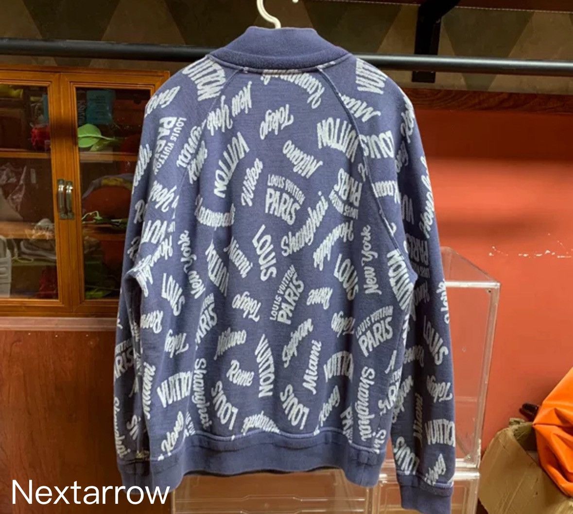 Louis Vuitton Louis Vuitton Full logo half zip hoodie Size US L / EU 52-54 / 3 - 2 Thumbnail