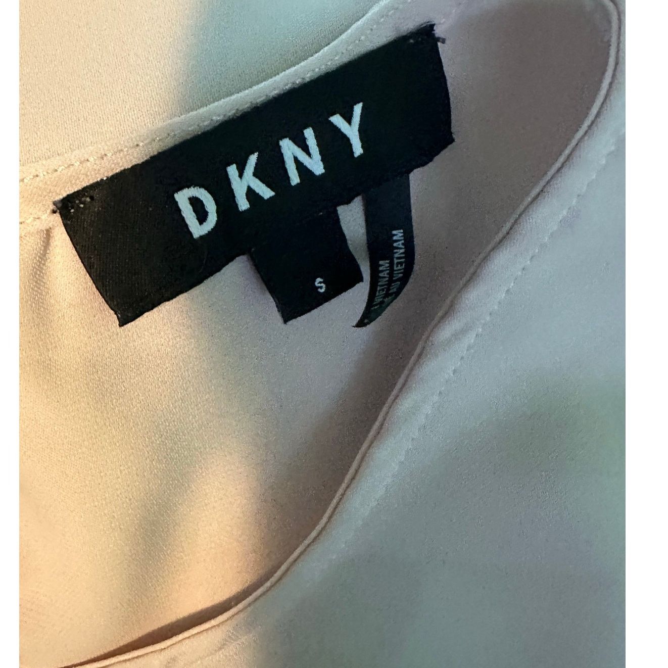 DKNY DKNY cream sleeveless cami blouse size Small Size S / US 4 / IT 40 - 3 Thumbnail
