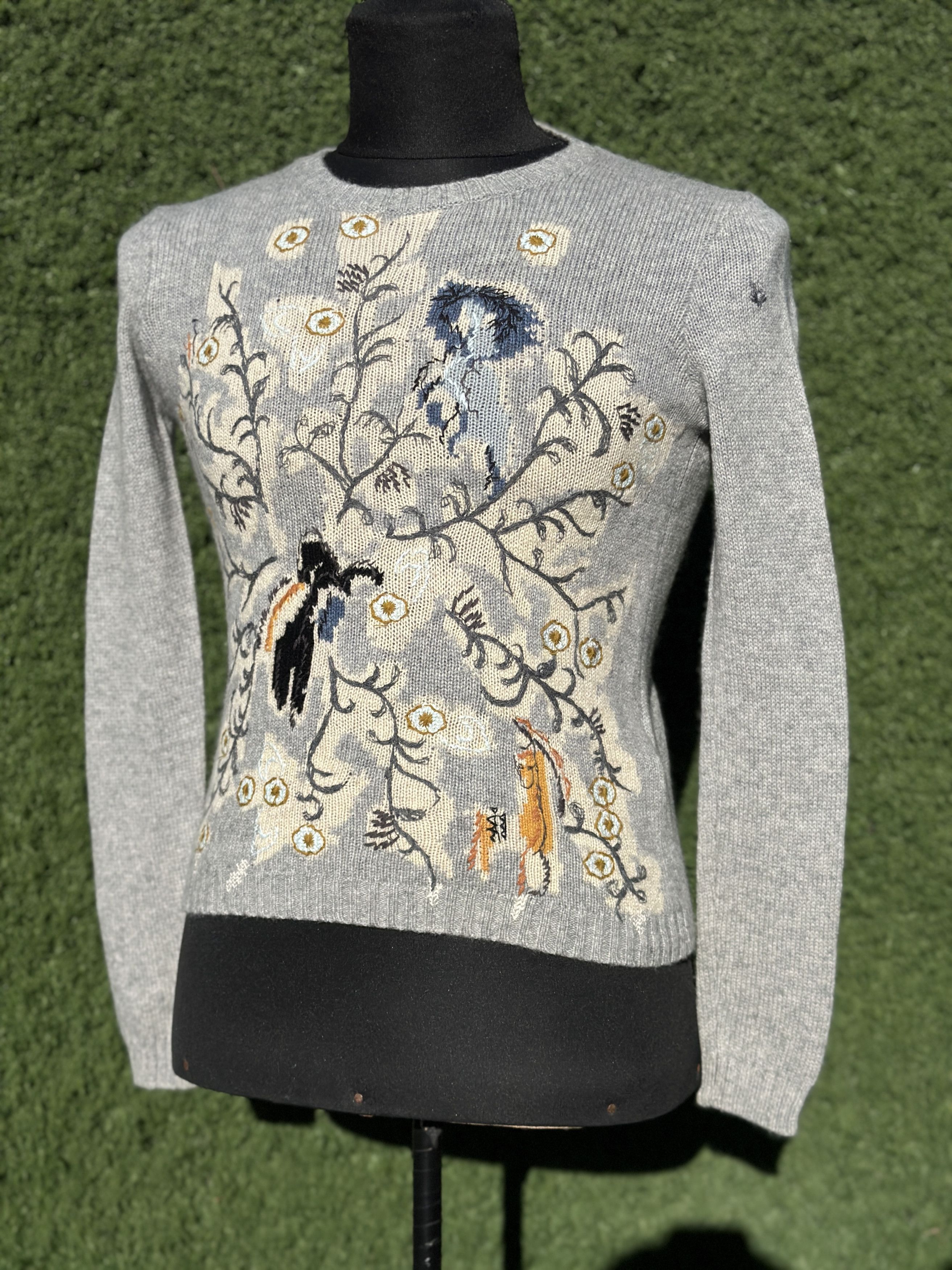Dior Christian Dior 100% Cashmere Embroidered Floral Knit EU 38 Size S / US 4 / IT 40 - 3 Thumbnail