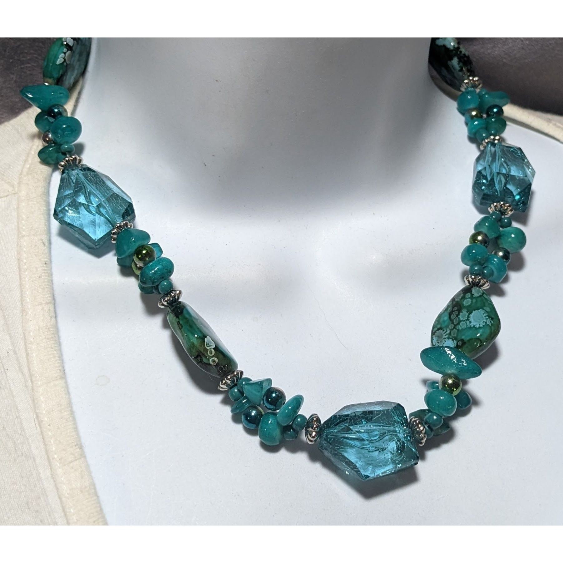 Other Chunky Turquoise Abstract Beaded Necklace Size ONE SIZE - 7 Thumbnail
