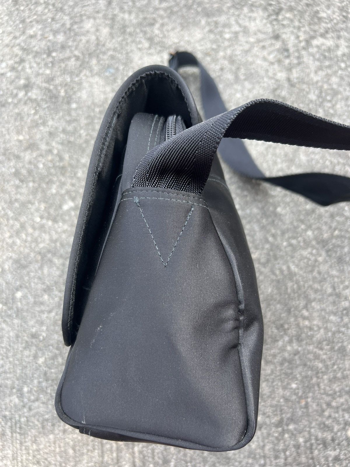 Yohji Yamamoto Vintage Yohji Yamamoto Y’saccs Pour Homme Sling Bag Black Size ONE SIZE - 17 Thumbnail