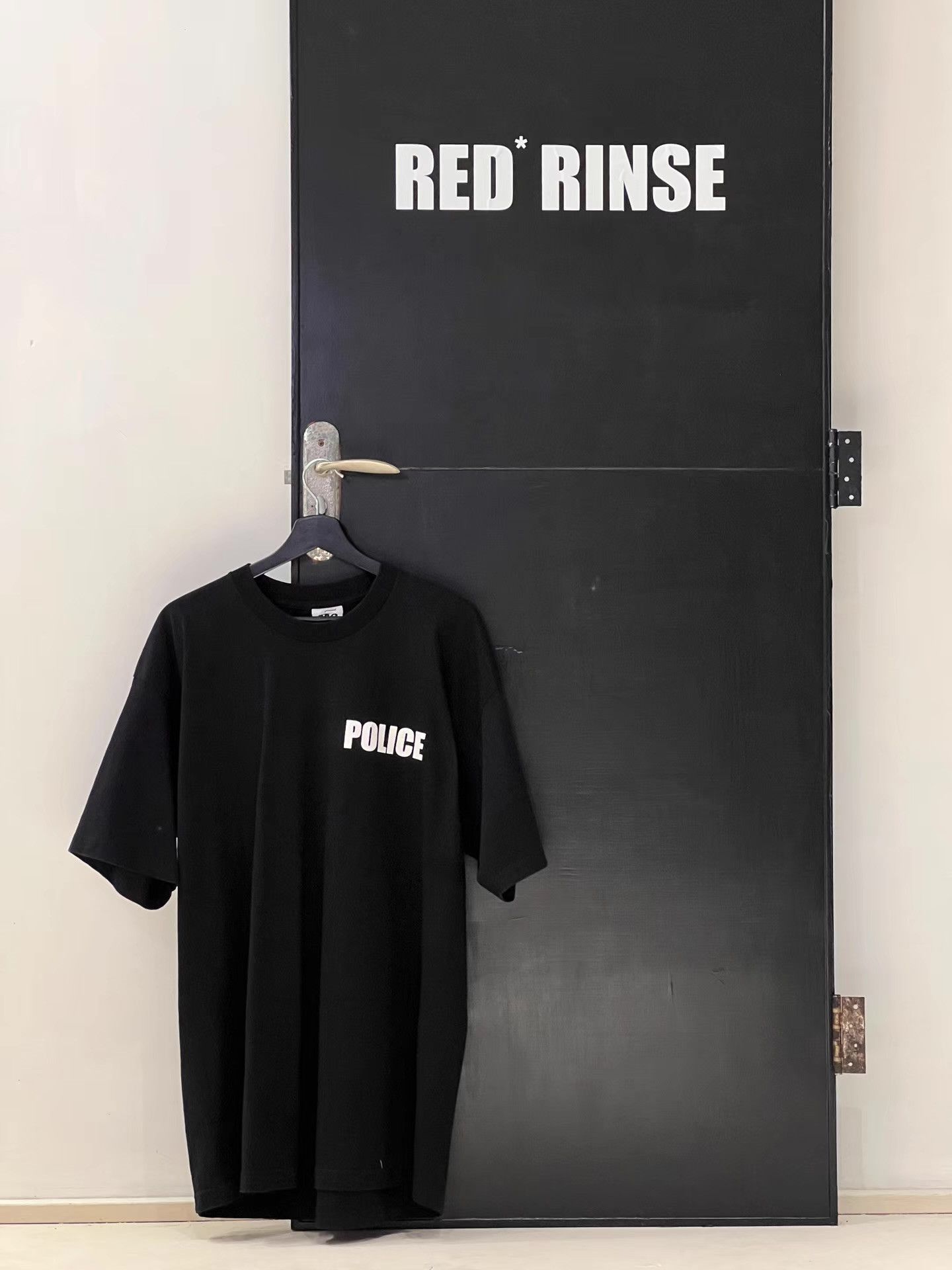 Vintage Vintage Kanye West Style Police Short Sleeve T-shirt Q13 Size US XXL / EU 58 / 5 - 5 Thumbnail