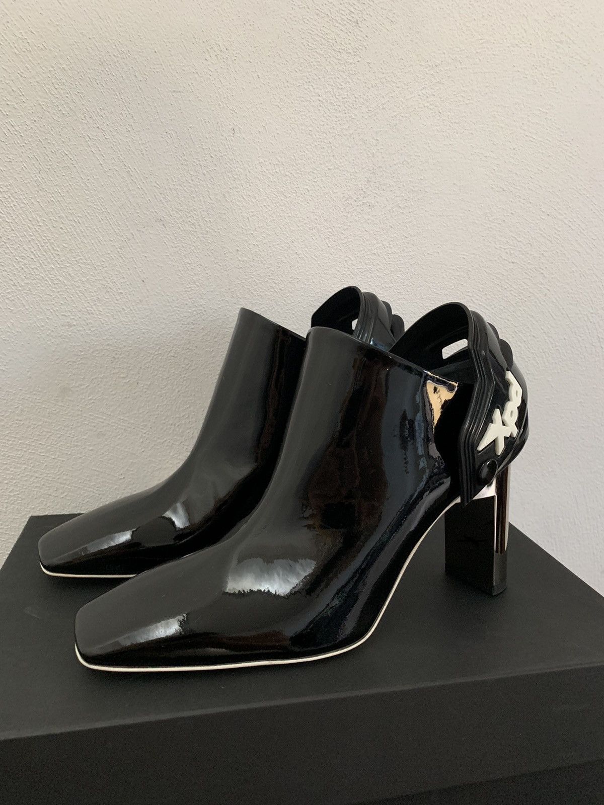 1017 ALYX 9SM Alyx Black Vernice Aw Moto Heel Size US 7 / IT 37 - 7 Thumbnail