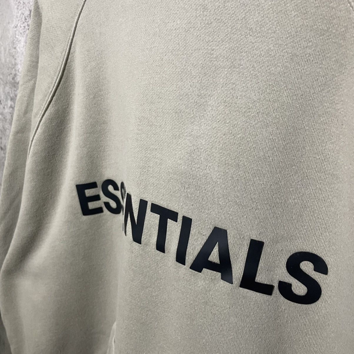 Fear of God Essentials Fear Of God Big Logo Olive Hoodie Streetwear Rare Size US M / EU 48-50 / 2 - 3 Thumbnail
