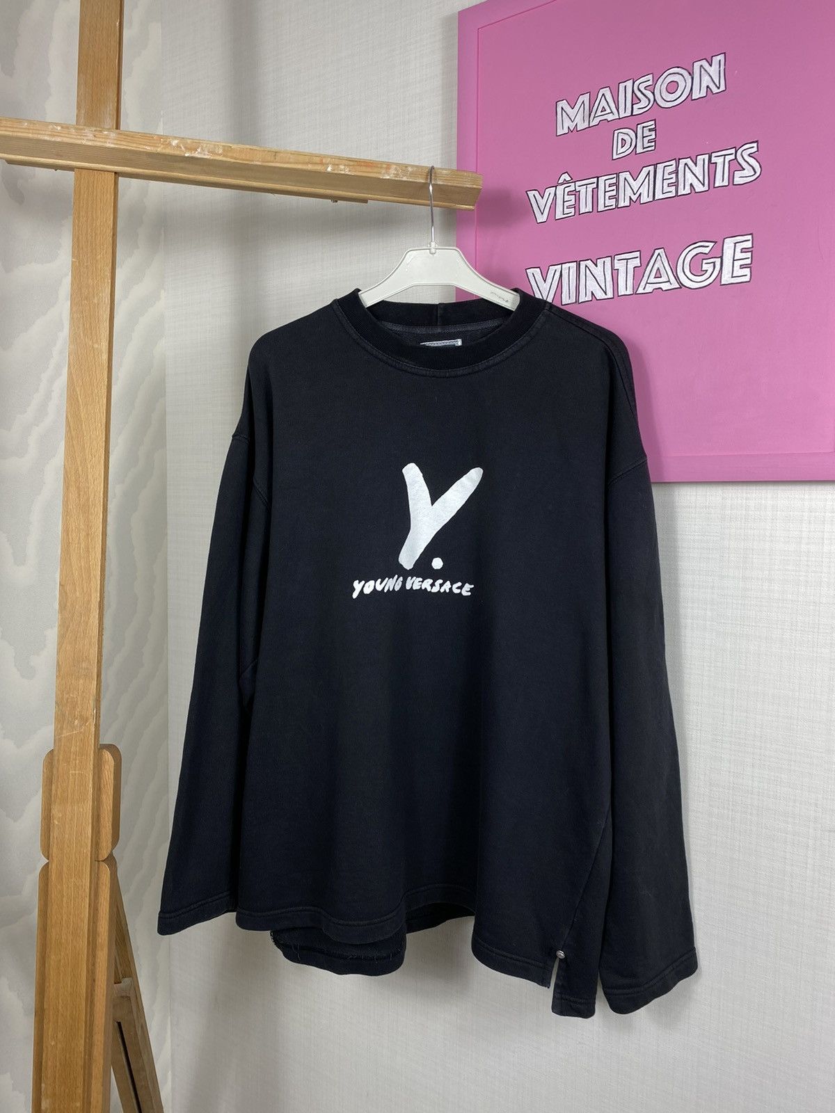 Versace × Vintage Versace Young Printed Logo Sweatshirt Size US M / EU 48-50 / 2 - 2 Thumbnail