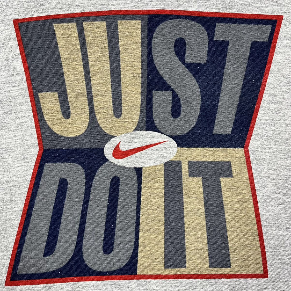 Nike Iconic Vintage Nike “ Just do It ” big logo t shirt 90’s Size US L / EU 52-54 / 3 - 8 Thumbnail