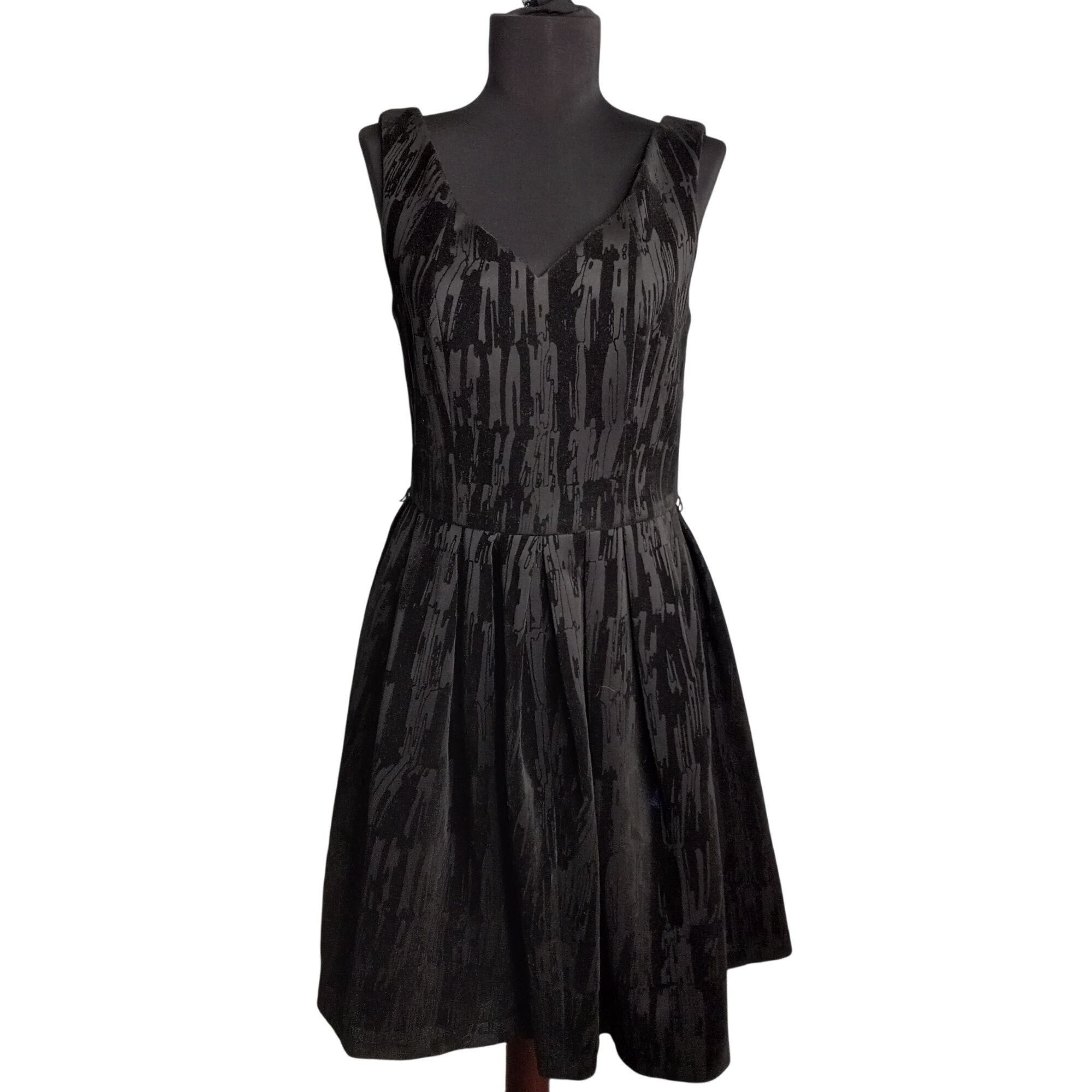 Calvin Klein Calvin Klein Size 4 Dress Black Velvet Burnout Sleeveless Fi Size S / US 4 / IT 40 - 1 Thumbnail