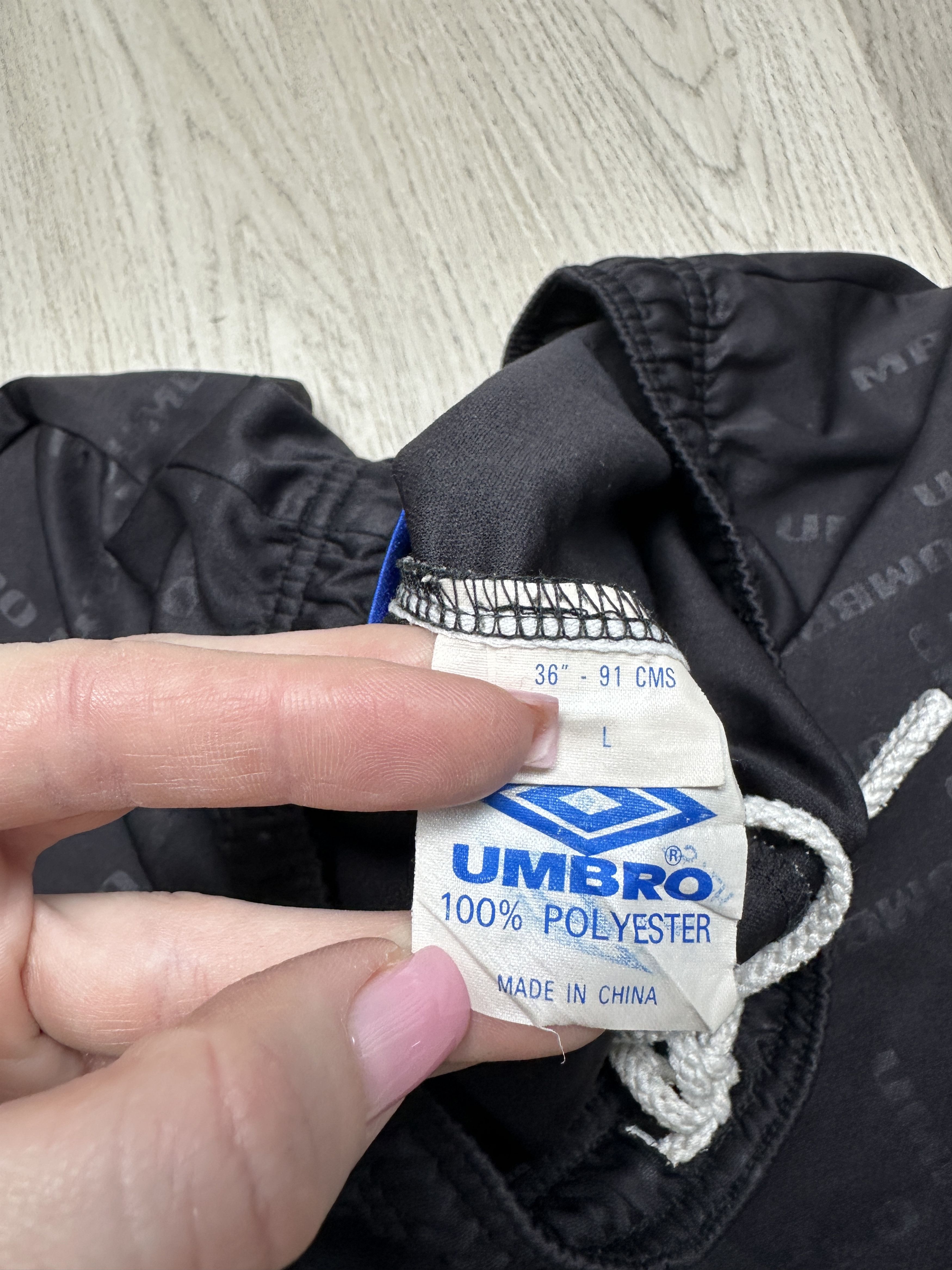 Umbro Umbro Vintage Mens Shorts Size US 36 / EU 52 - 7 Thumbnail