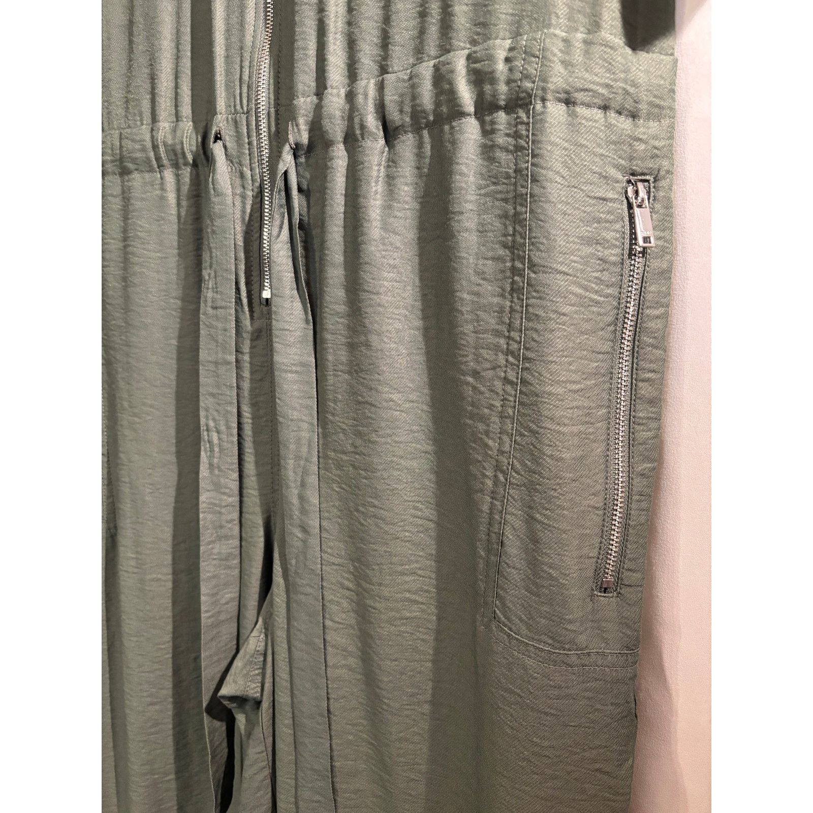 DKNY DKNY Size 4 NWT Olive Green Jumpsuit Size 27" / US 4 / IT 40 - 4 Thumbnail