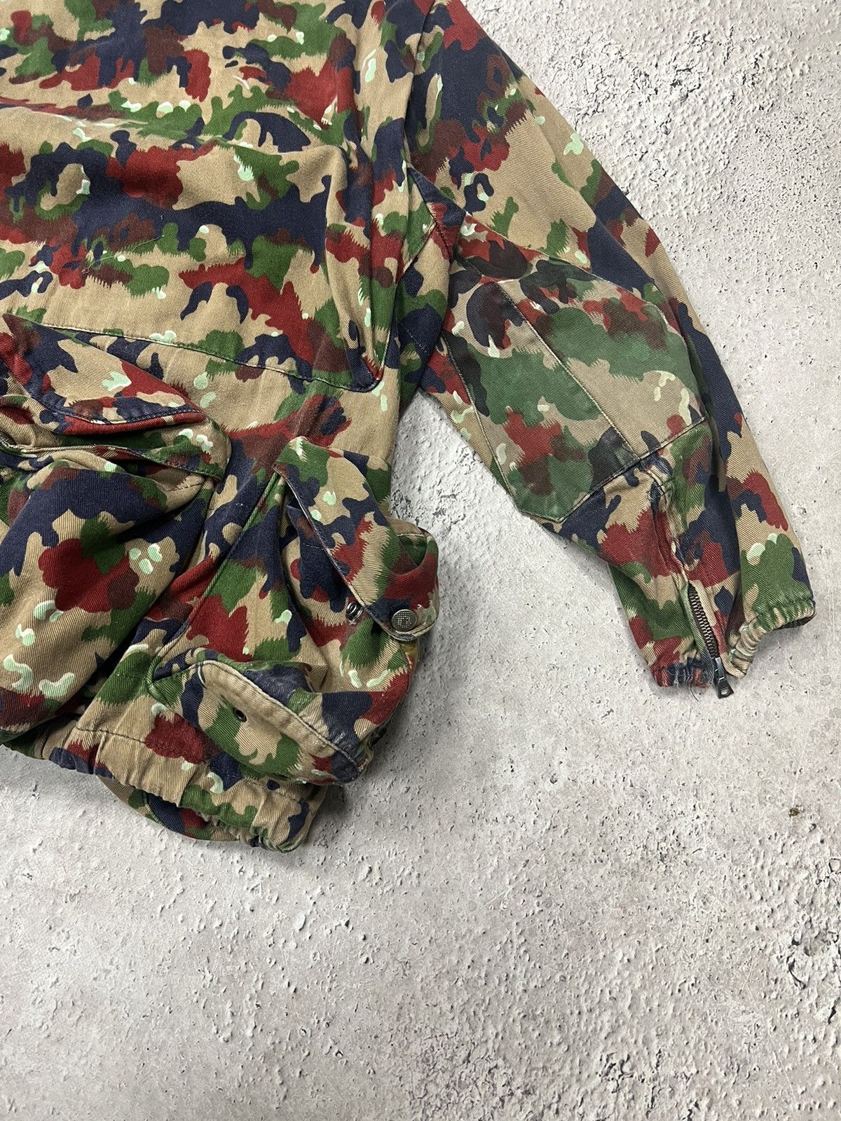 Vintage Vintage Swiss Army Military M70 Alpenflage Field Jacket Size US M / EU 48-50 / 2 - 16 Thumbnail