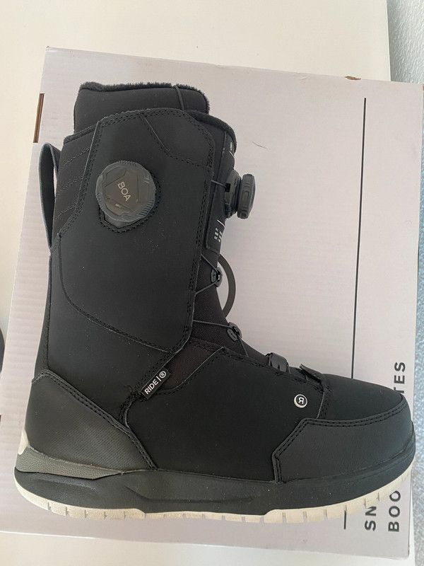 Gear for Sports × Sports Specialties Botas de snowboard Ride Lasso Black Size US 9 / EU 42 - 2 Thumbnail
