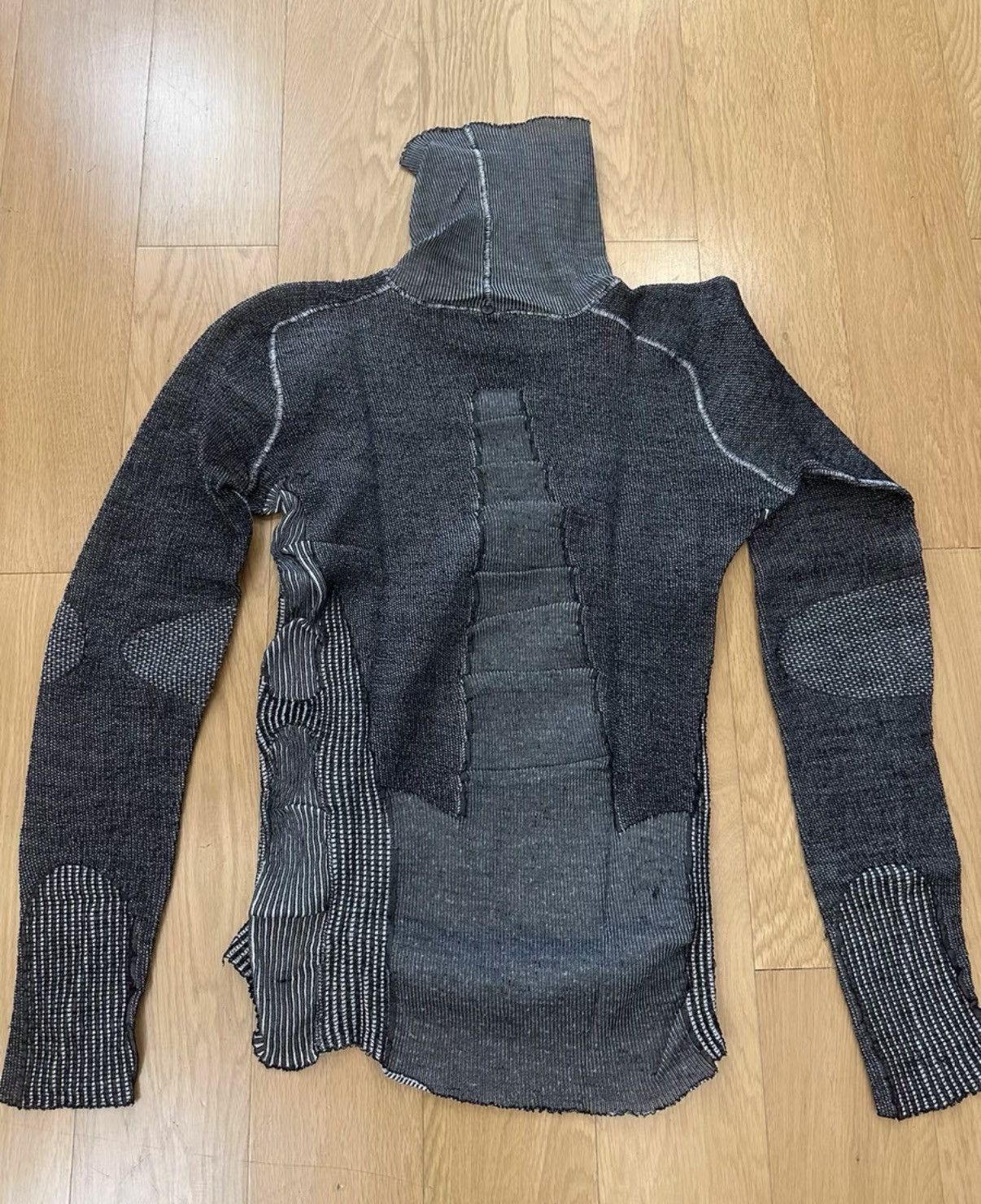 Deepti DEEPTI Sweater — Incredible design Size US S / EU 44-46 / 1 - 3 Thumbnail