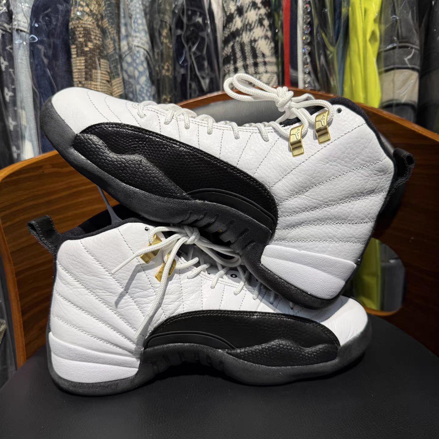Jordan Brand Air Jordan 12 Taxi Basketball Shoes K15 Size US 7 / EU 40 - 7 Thumbnail