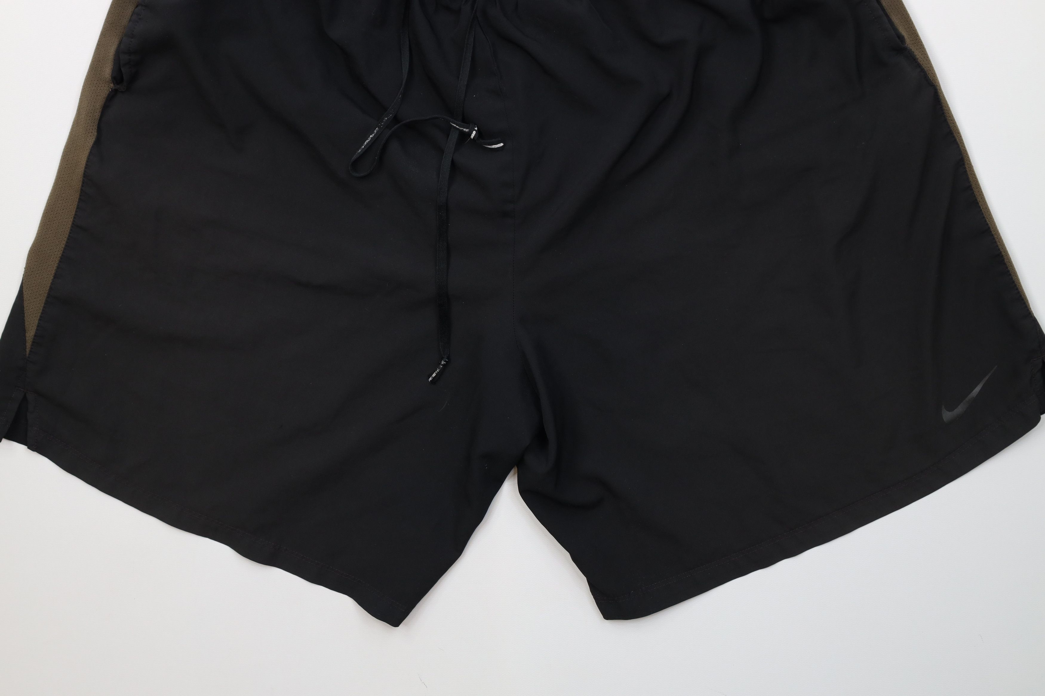 Nike Vintage Y2K Nike Travis Scott Mini Swoosh Lined Shorts Black Size US 38 / EU 54 - 4 Thumbnail