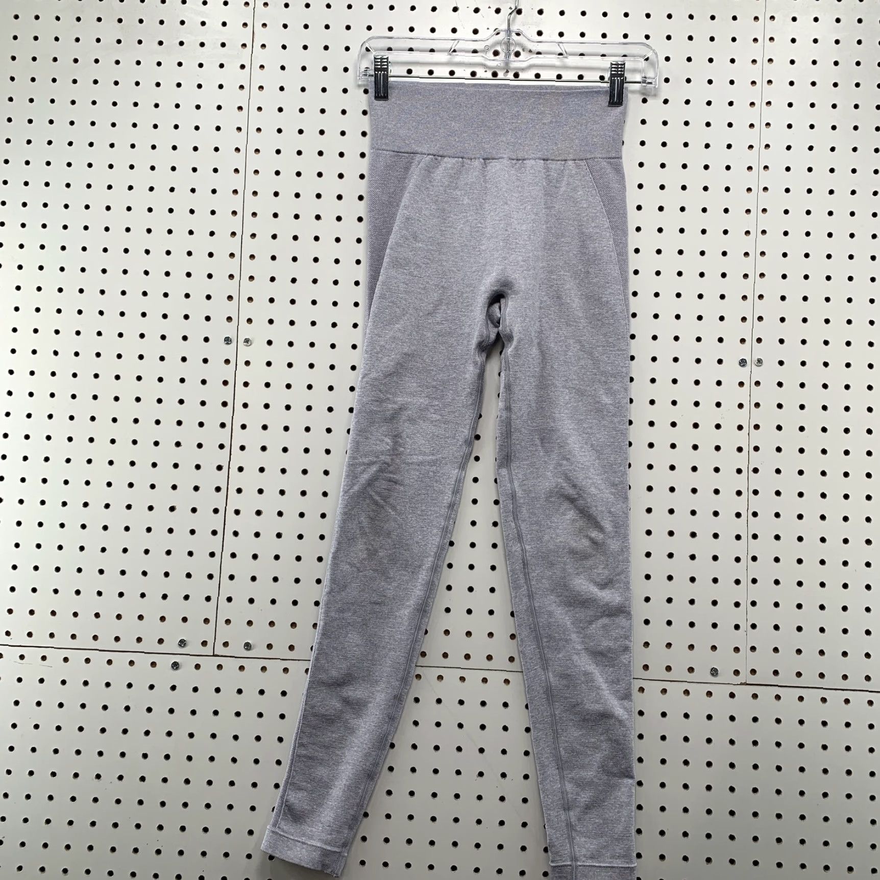 Gymshark Gymshark Leggings Womens Small Gray Yoga Active Run 24x26 Shirt Pants Regular Inseam 26 in Color Gray Womens Size 28" / US 6 / IT 42 - 5 Thumbnail