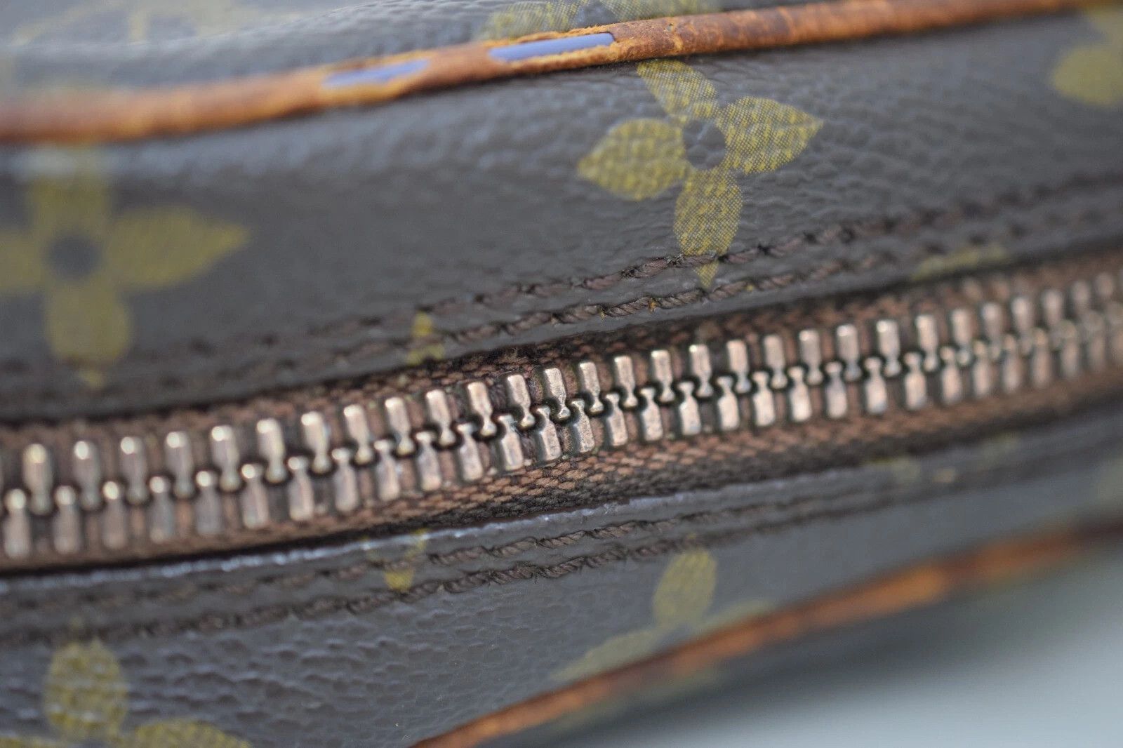 Louis Vuitton Auth Louis Vuitton Danube Crossbody Bag Monogram M45266 Size ONE SIZE - 12 Thumbnail