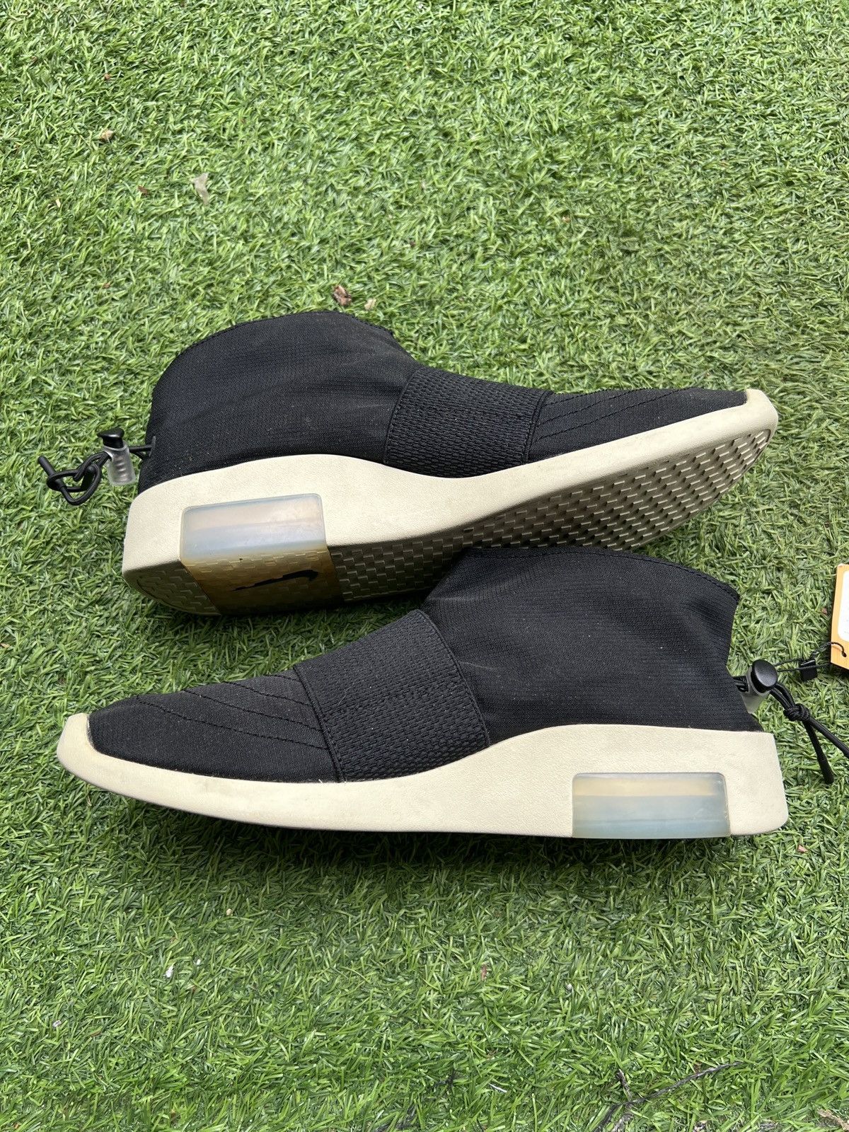 Fear of God × Nike Nike Air Fear Of God Moc 'Black' AT8086-002 Size US 9.5 / EU 42-43 - 3 Thumbnail