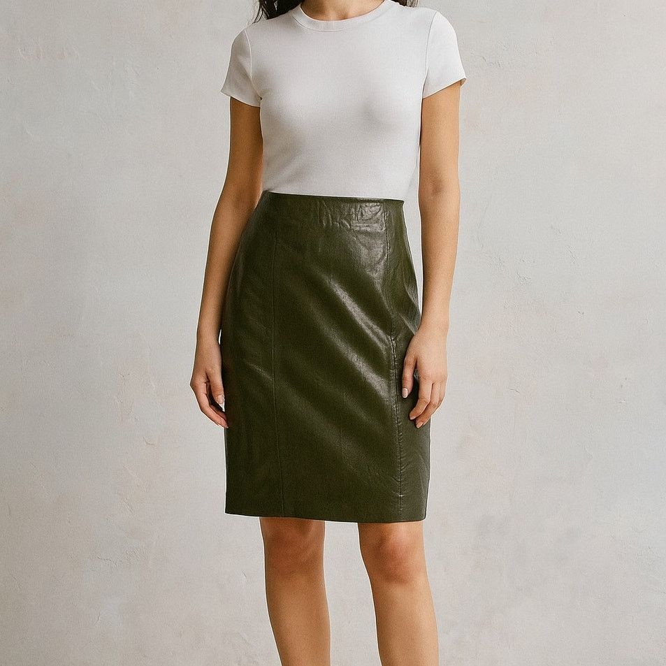 Ellen Tracy Vintage 80s Linda Allard Olive Green Leather skirt 4 Petite Size 27" / US 4 / IT 40 - 1 Thumbnail