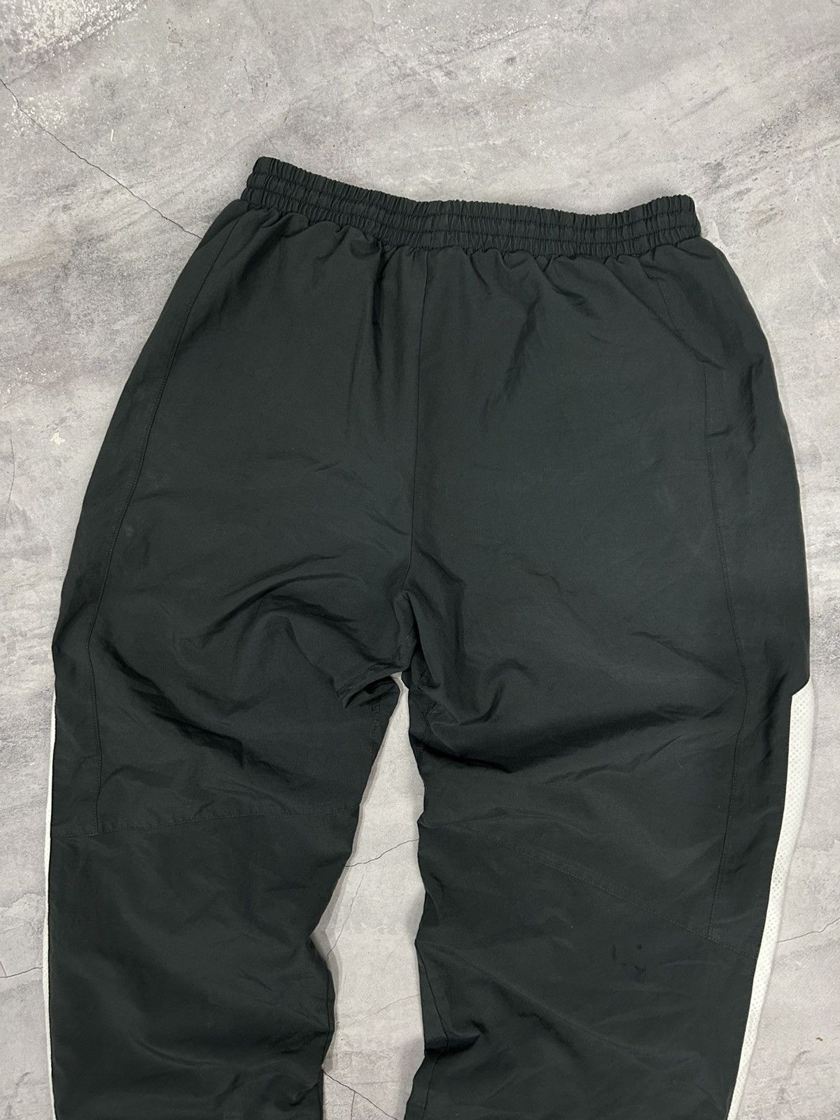 Nike Rare Vintage Nike Drill Track Pants TN Swoosh Size US 32 / EU 48 - 8 Thumbnail