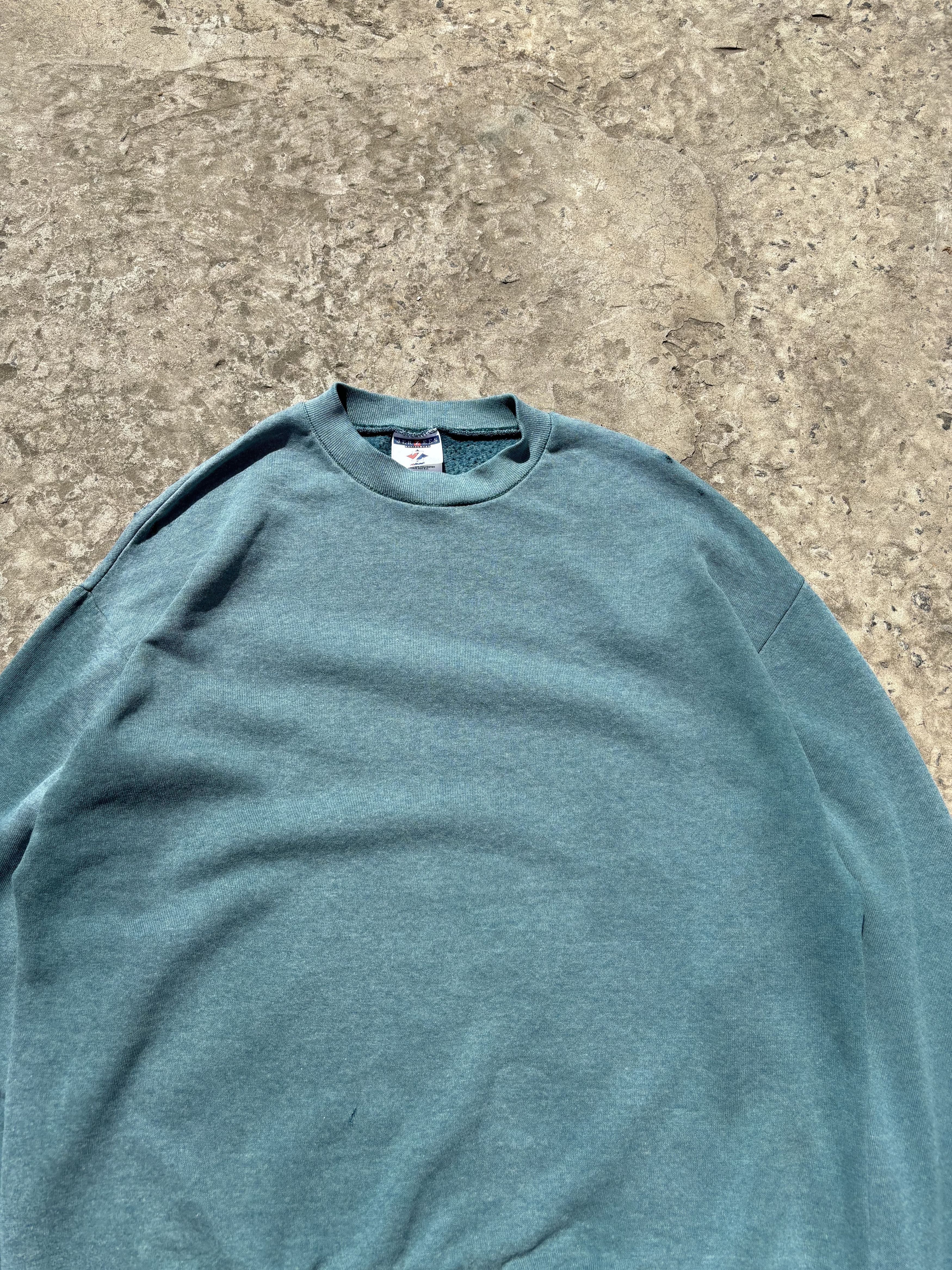 Jerzees Vintage Jerzees Blank Green Sunfaded Sweatshirt Size US L / EU 52-54 / 3 - 2 Thumbnail