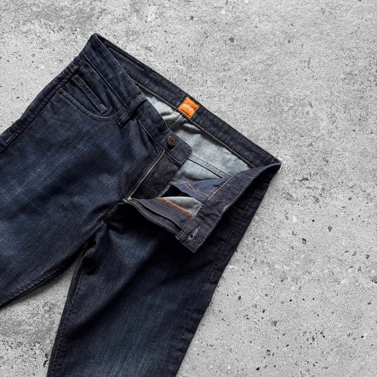 Hugo Boss Hugo Boss Mens Dark Blue Wash Slim Straight Fit Denim Jeans Size US 31 - 3 Thumbnail