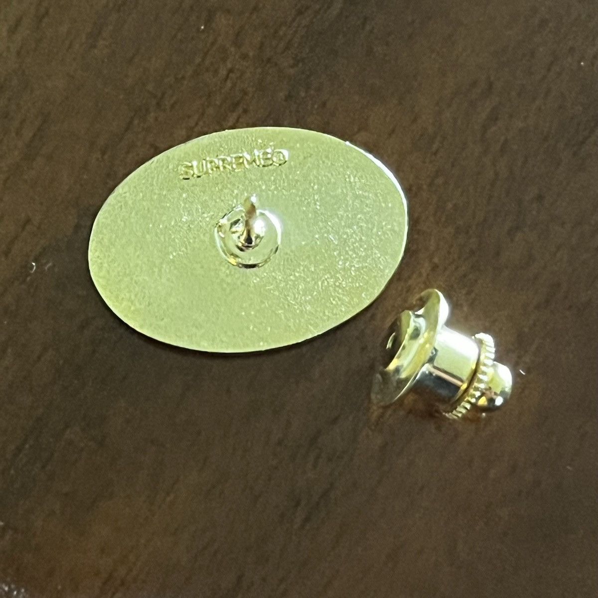 Supreme Supreme Pin Dont ask me 4 shit Size ONE SIZE - 16 Thumbnail