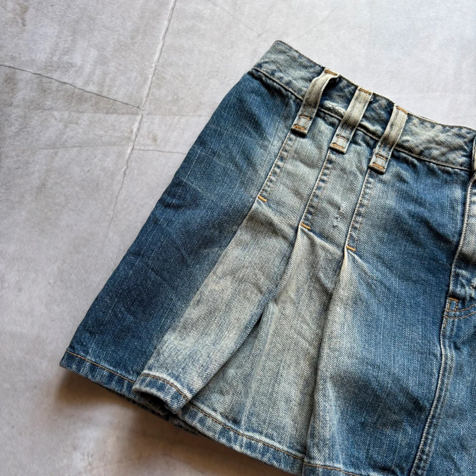 Hysteric Glamour Y2K 00s Replay Denim Faded distressed Embroidered Mini Skirt Size 30" / US 8 / IT 44 - 5 Thumbnail