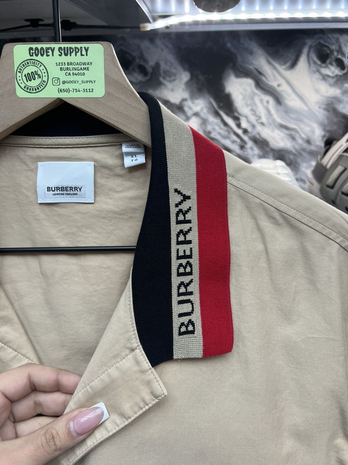 Burberry Burberry Beige Polo Short Sleeve Size US XL / EU 56 / 4 - 5 Thumbnail
