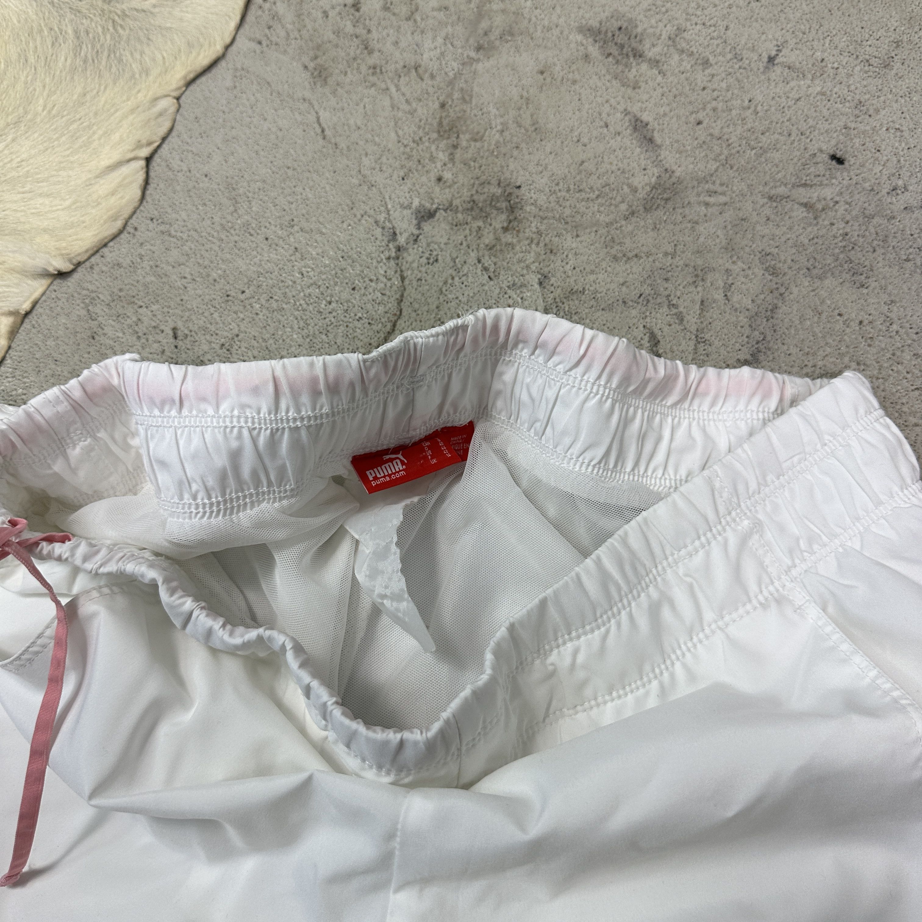 Puma Vintage Sporty Puma Capri Parachute Sweatpants 00s Size 27" / US 4 / IT 40 - 4 Thumbnail