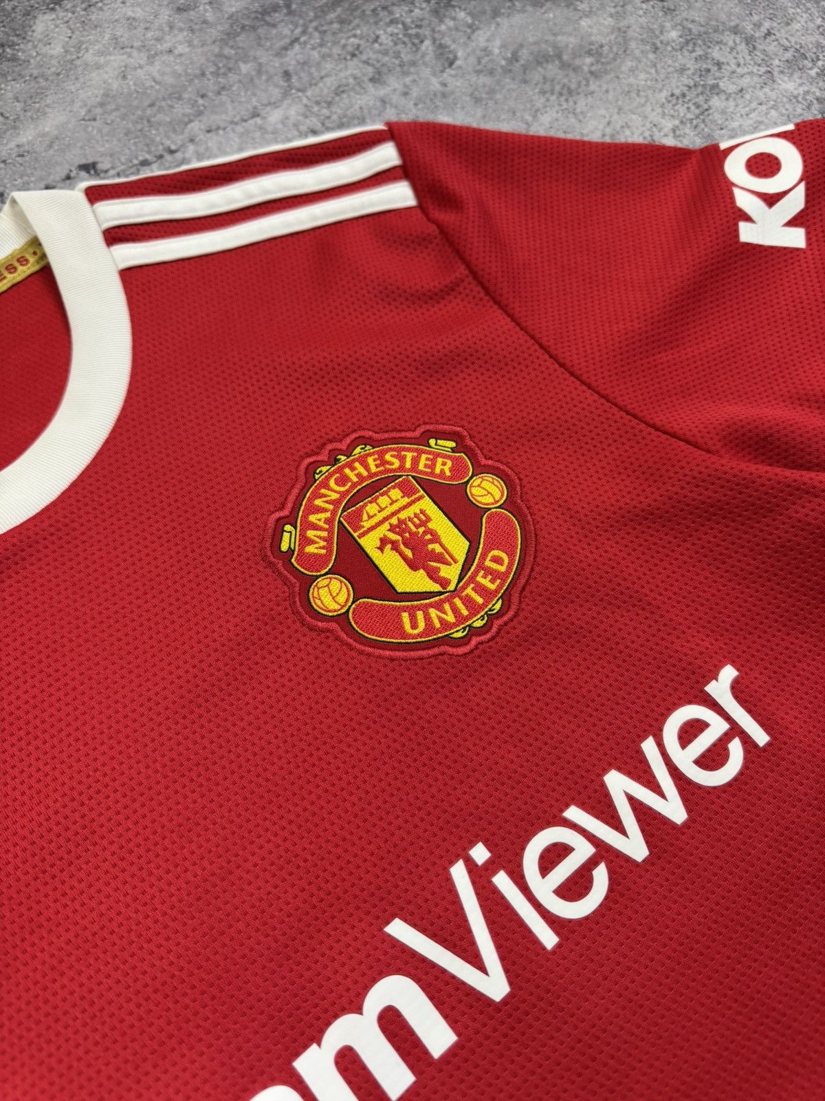 Adidas MANCHESTER UNITED 2021-2022 HOME FOOTBALL JERSEY ADIDAS Size US S / EU 44-46 / 1 - 8 Thumbnail