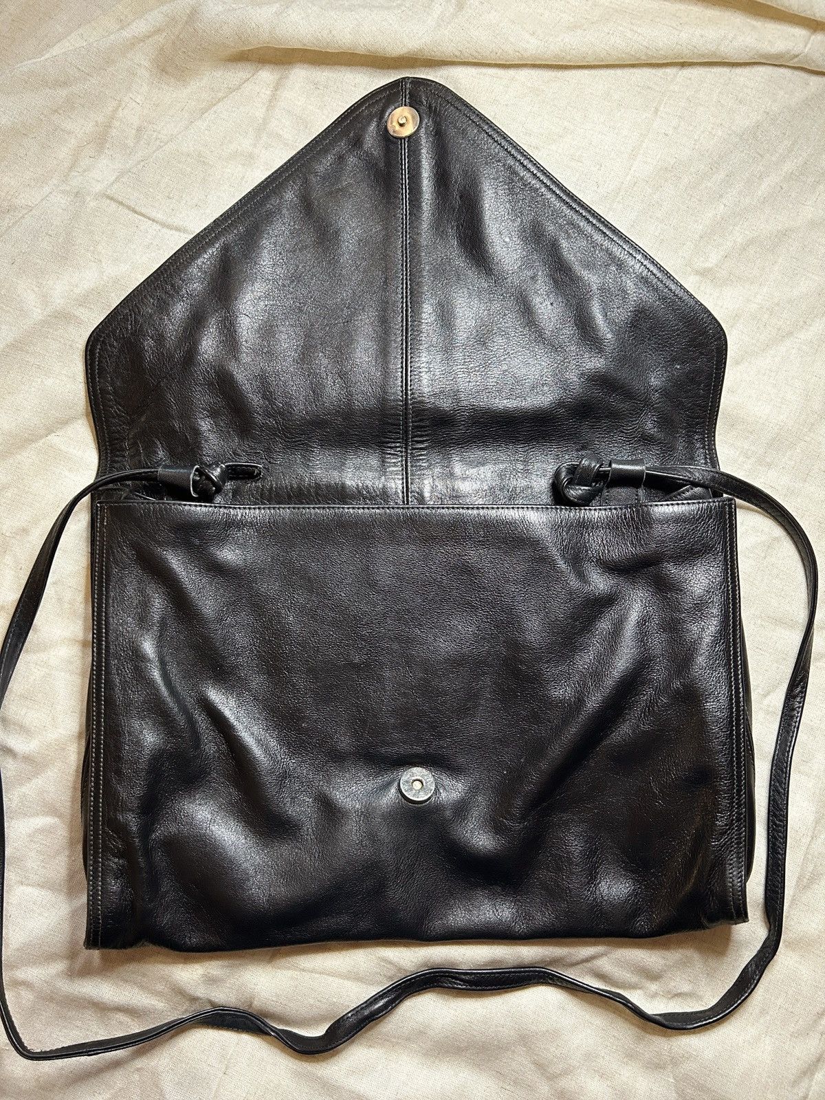 Vintage Vintage leather messenger style bag Size ONE SIZE - 2 Thumbnail