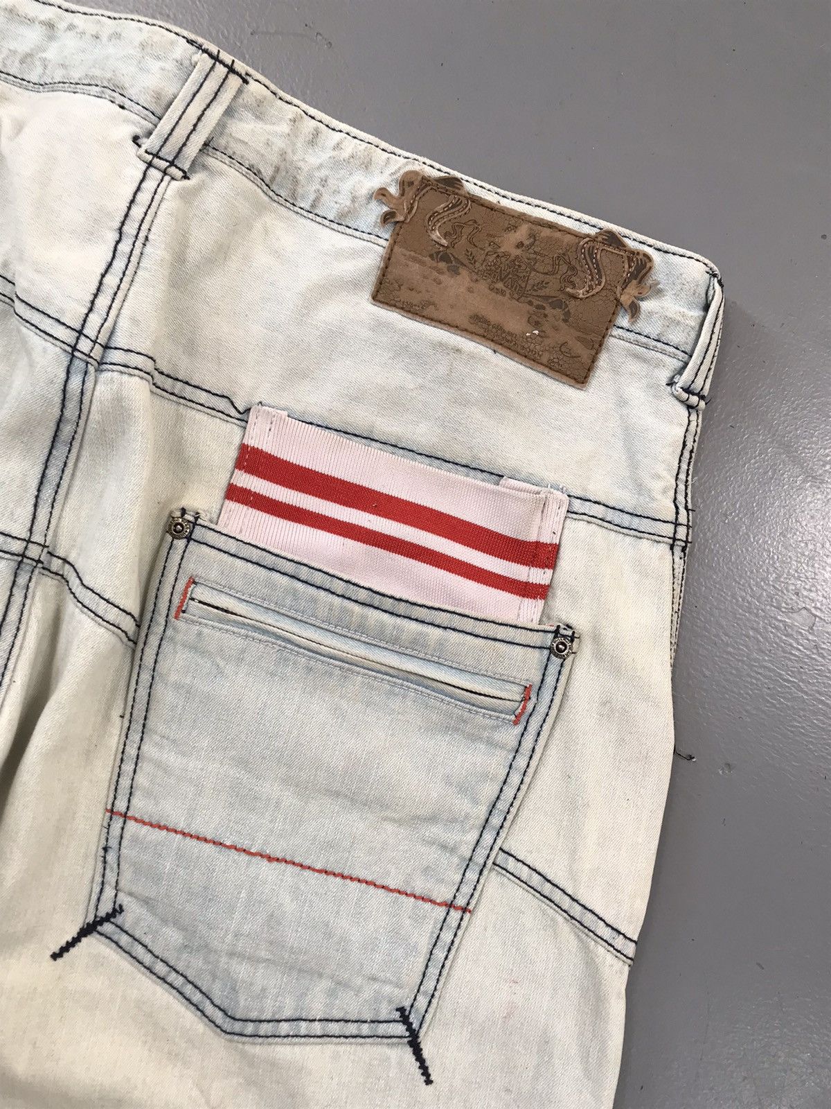 JNCO × Southpole × Vintage Rare vintage crazy pattern spellout embroidered denim Size US 37 - 13 Thumbnail