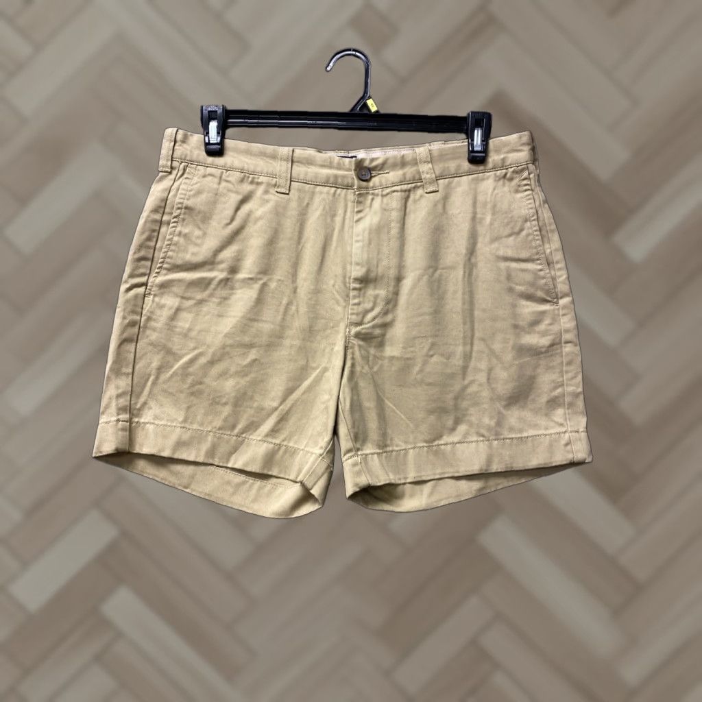 J.Crew J Crew Shorts Mens Size 33 Tan Chino Short Preppy Golf Summer /130-13 Size US 33 - 1 Thumbnail