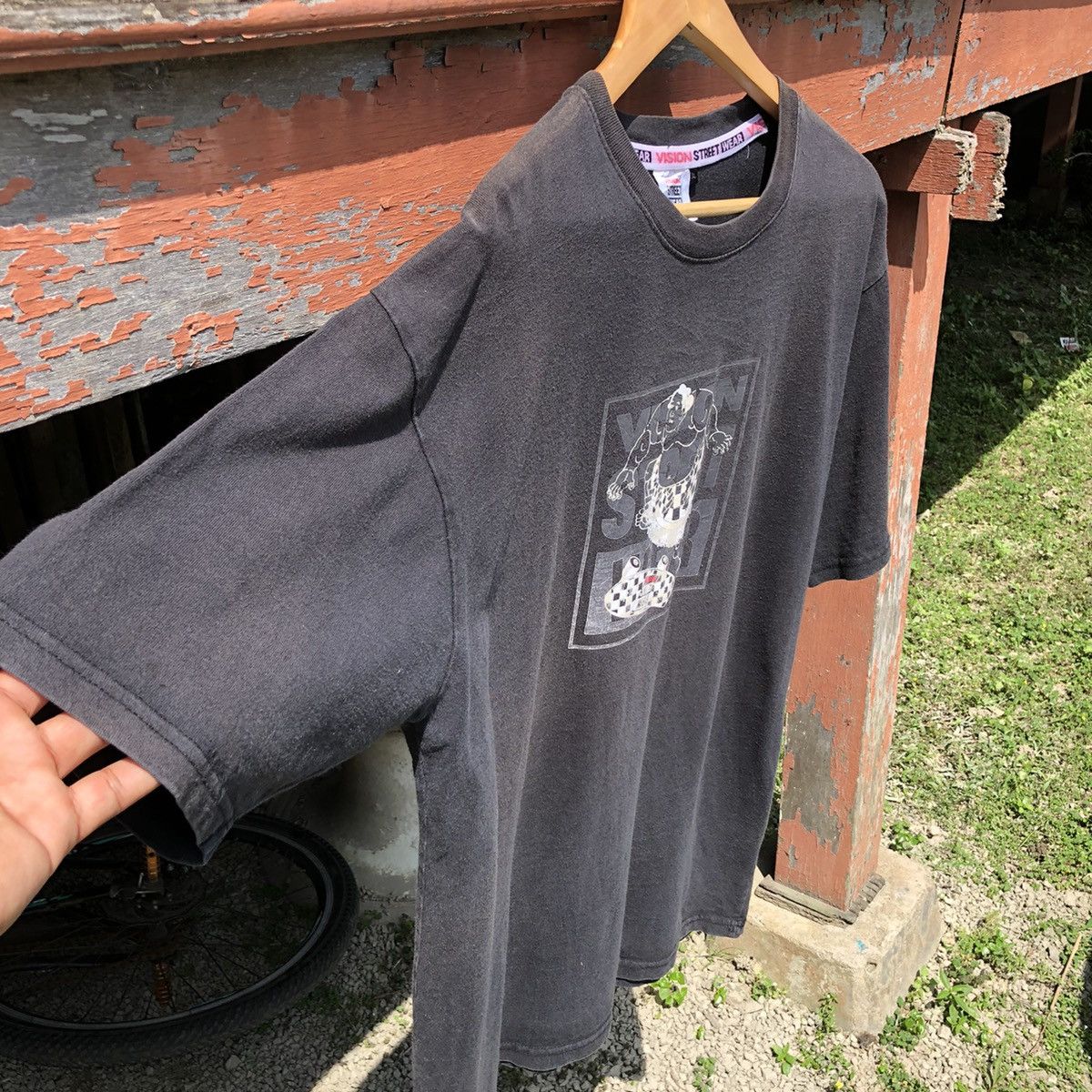 Vision Streetwear Vintage Faded Vision Streetwear Sumo 3L Tshirt Size US XXL / EU 58 / 5 - 6 Thumbnail