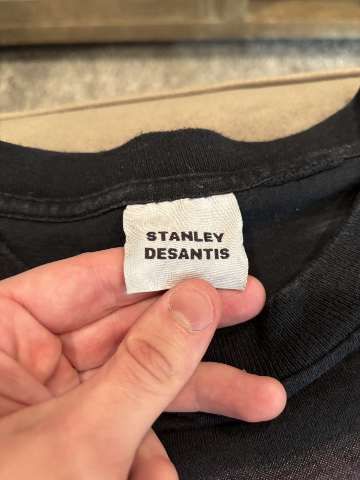 Vintage *EXTREMELY RARE* 1994 Stanley DeSantis X Files Mulder Tee Size US XL / EU 56 / 4 - 5 Thumbnail