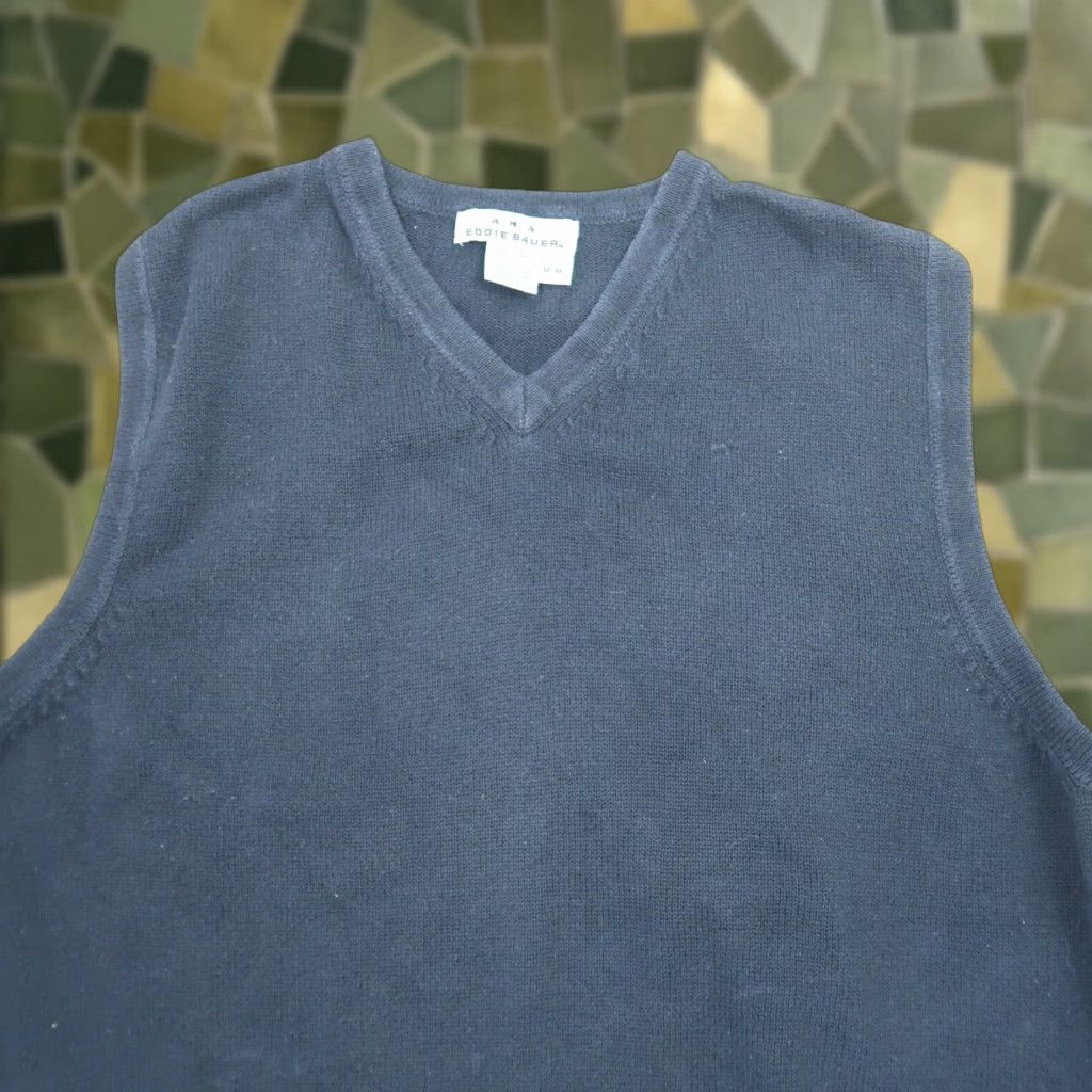 Eddie Bauer VINTAGE 90s Eddie Bauer Black Cotton Knit Vest Mens M V-Neck Sleeveless Casual Workwear Shirt? Size US M / EU 48-50 / 2 - 1 Thumbnail