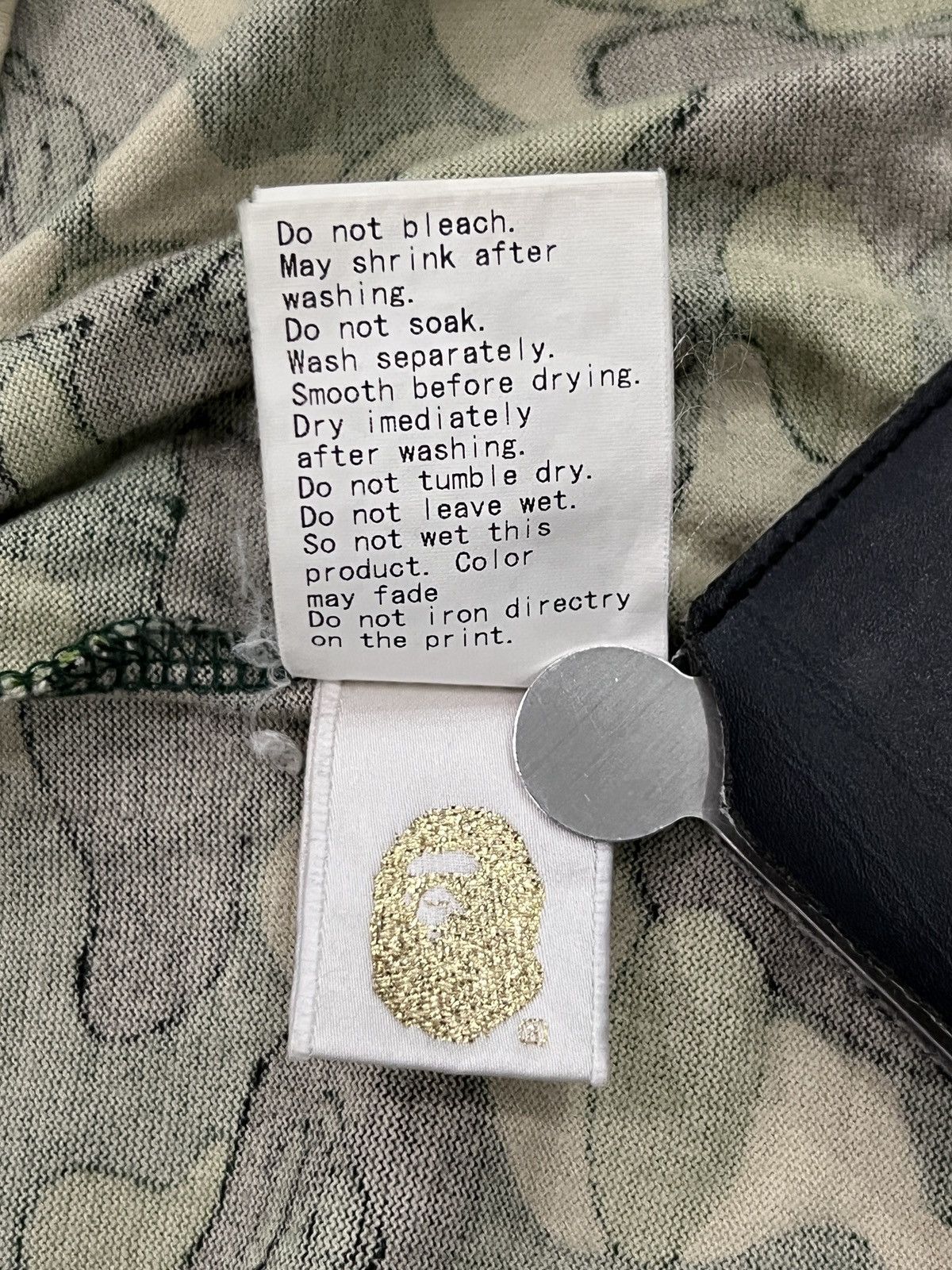 Bape A Bathing Ape 2008–2012 Green Camo Logo T-Shirt Size US M / EU 48-50 / 2 - 13 Thumbnail