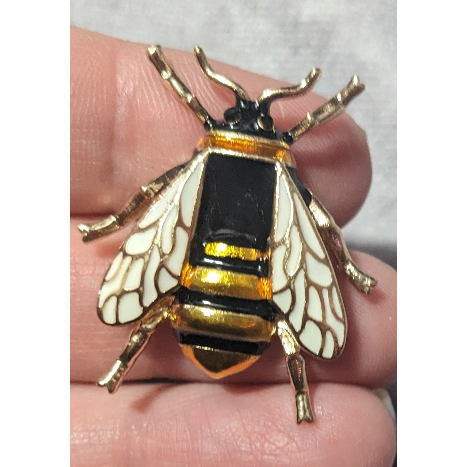 Other Nature Inspired Figural Bee Shaped Brooch Size ONE SIZE - 3 Thumbnail