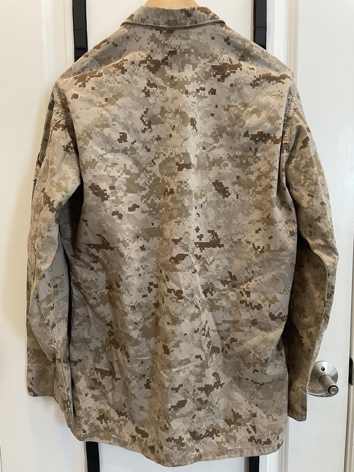 Designer USMC Desert MARPAT Camouflage Blouse MCCUU Medium Regular EA Size ONE SIZE - 5 Thumbnail