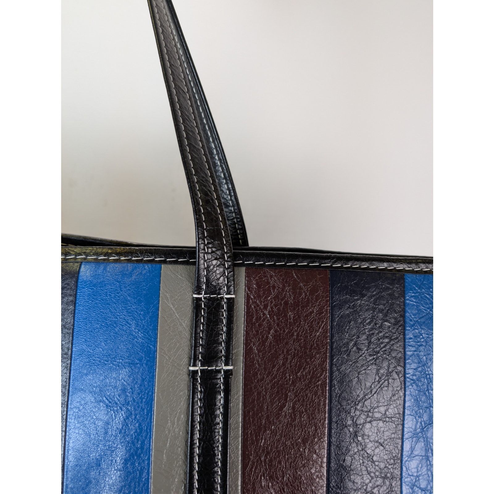Balenciaga o1rshd1 Striped Arena Lamb PA Shatelet Carry All Tote Bag Size ONE SIZE - 14 Thumbnail