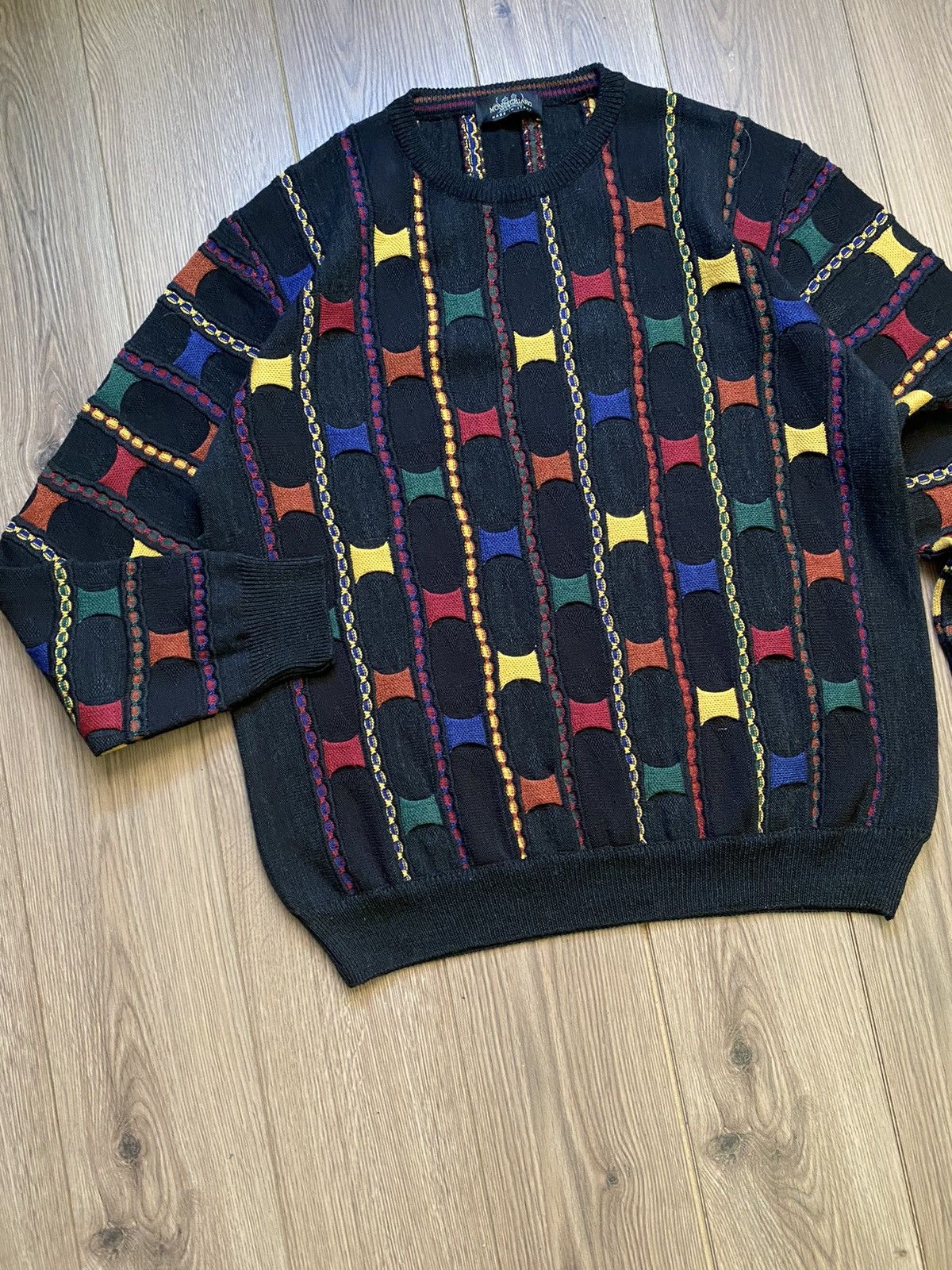 Vintage Vintage Montechiaro Coogi Style Knit Sweater Size 52 Size US L / EU 52-54 / 3 - 2 Thumbnail