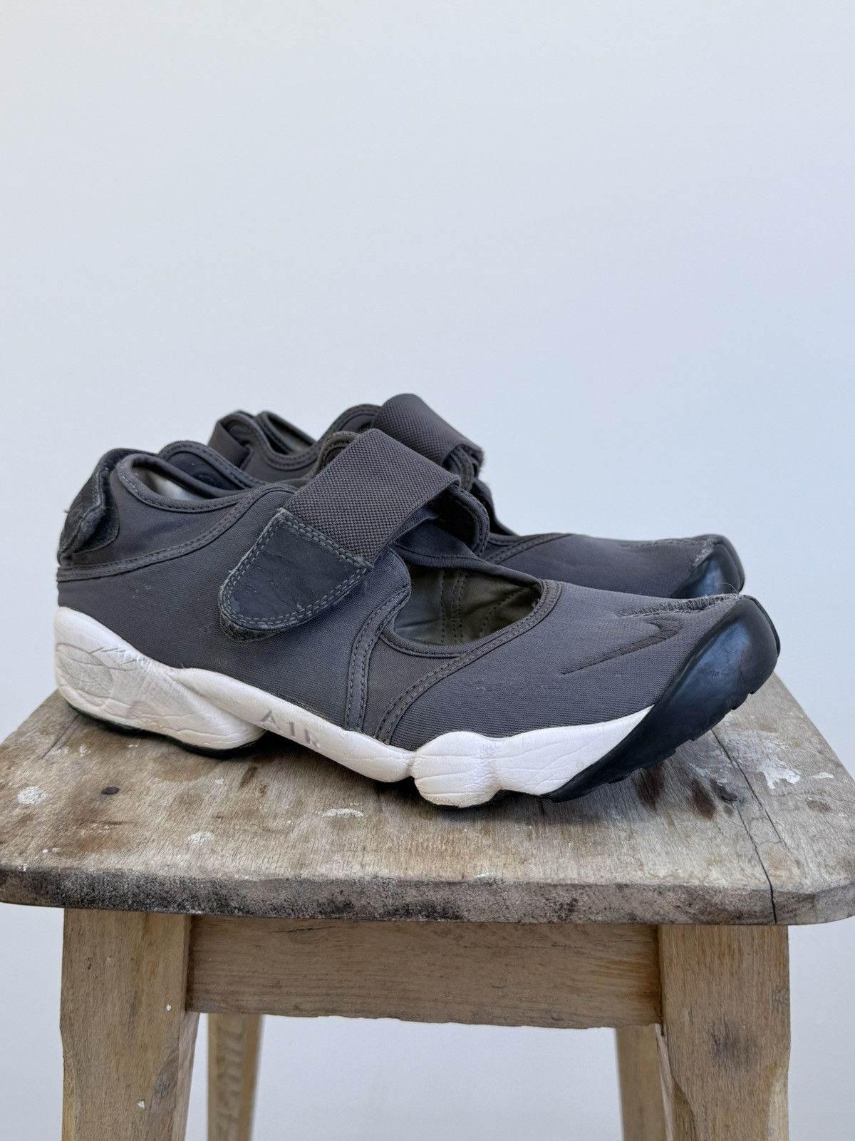 Nike Vintage Nike Rift Tabi Sneakers Japanese Style Size US 10 / EU 43 - 4 Thumbnail