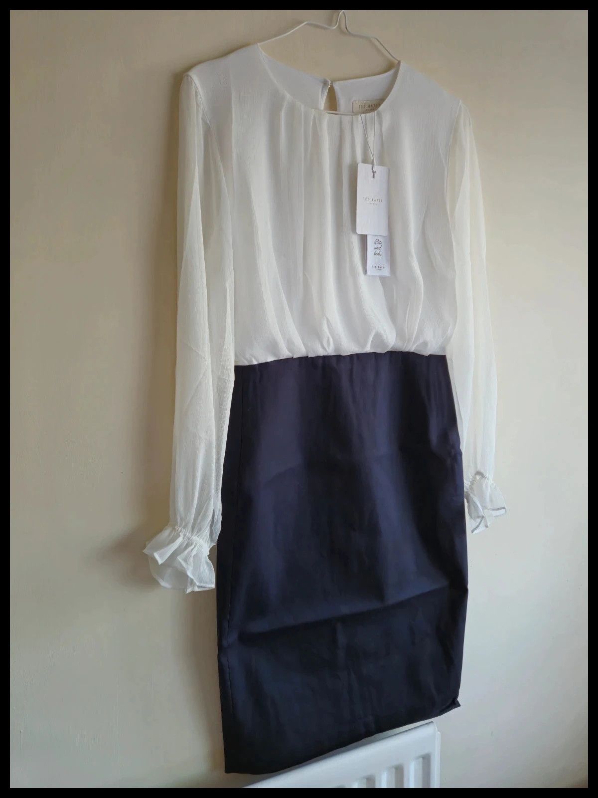 Ted Baker Ted Baker lizzata pencil skirt dress - Size 0 (UK size 6) Size M / US 6-8 / IT 42-44 - 3 Thumbnail