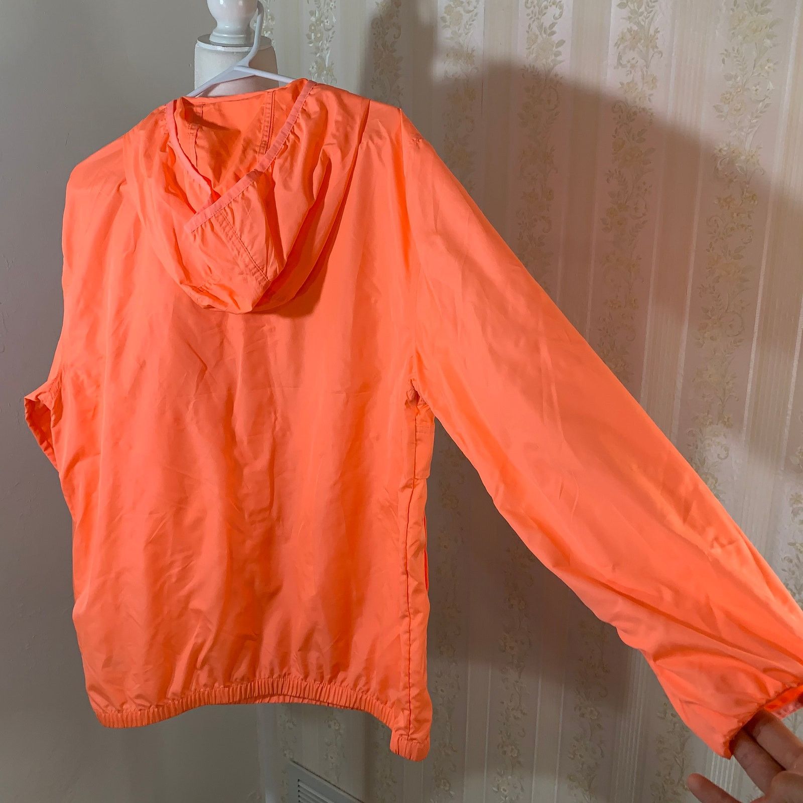 Gap GAP Water Resistant Jacket Packs Into Pocket Size XS Size XS / US 0-2 / IT 36-38 - 2 Thumbnail